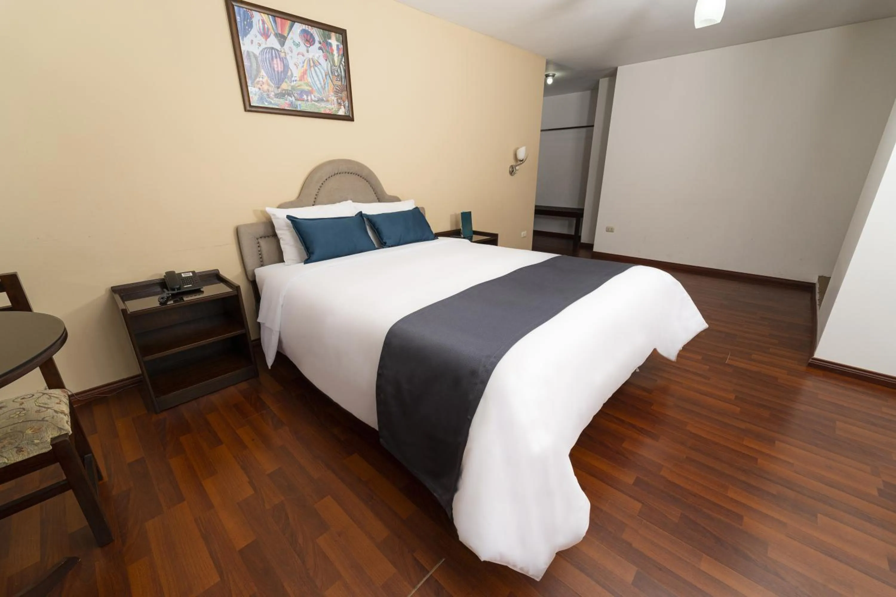 Photo of the whole room, Bed in Hotel Boutique Selva Alegre