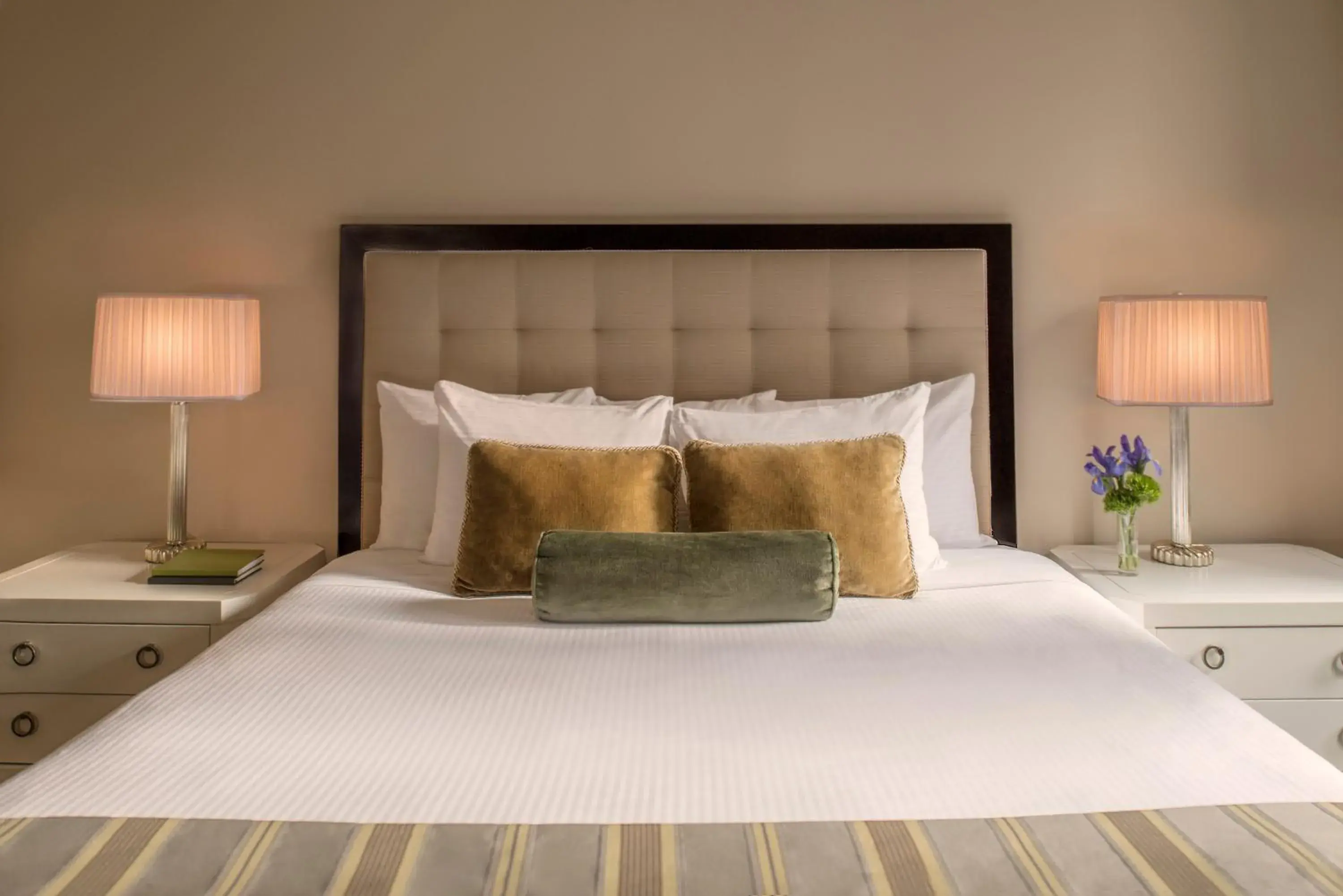 Premier City View King Bed in Warwick New York Premier City View King Bed in Warwick New York