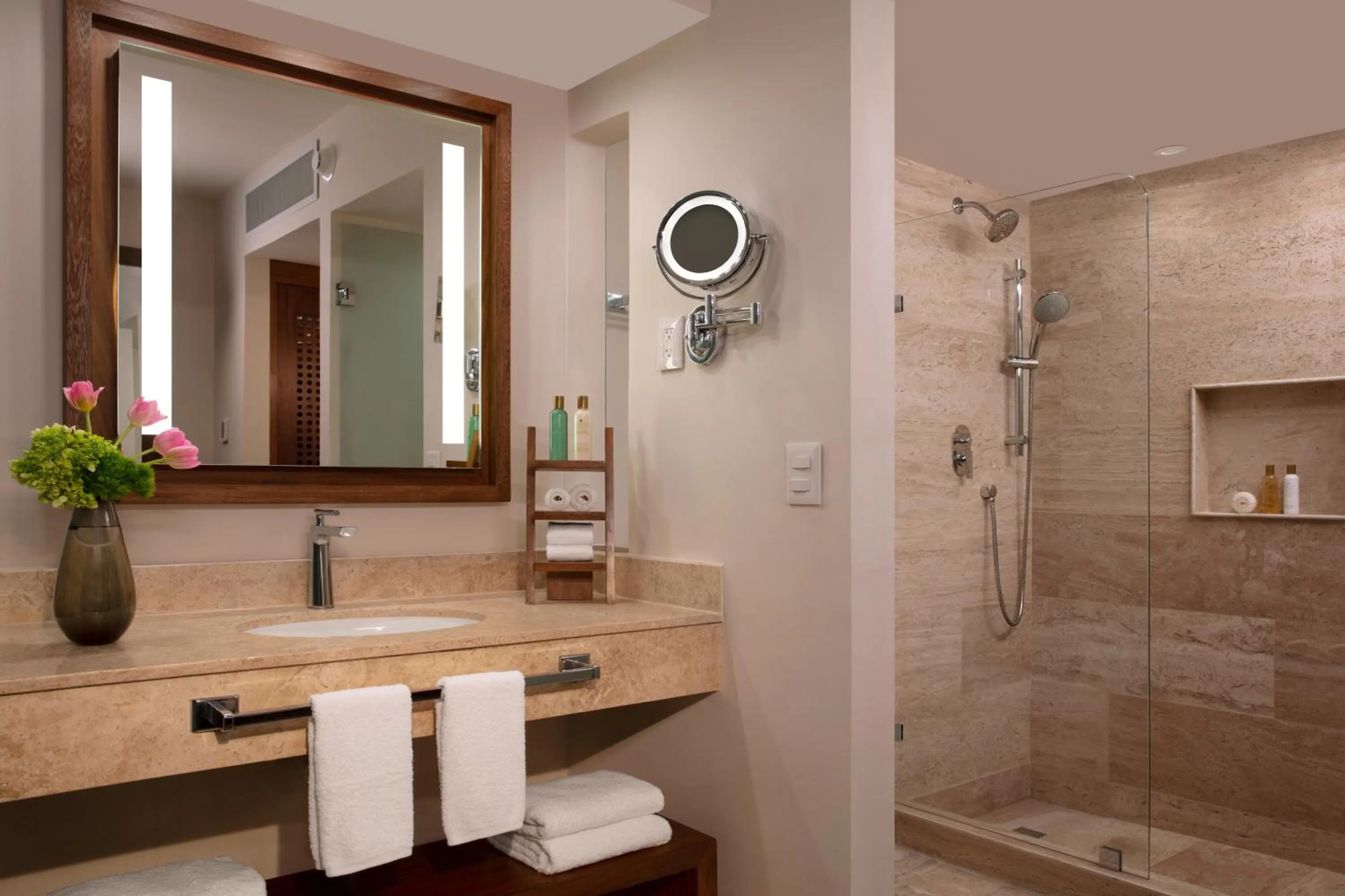 Bathroom in Dreams Sands Cancun Resort & Spa