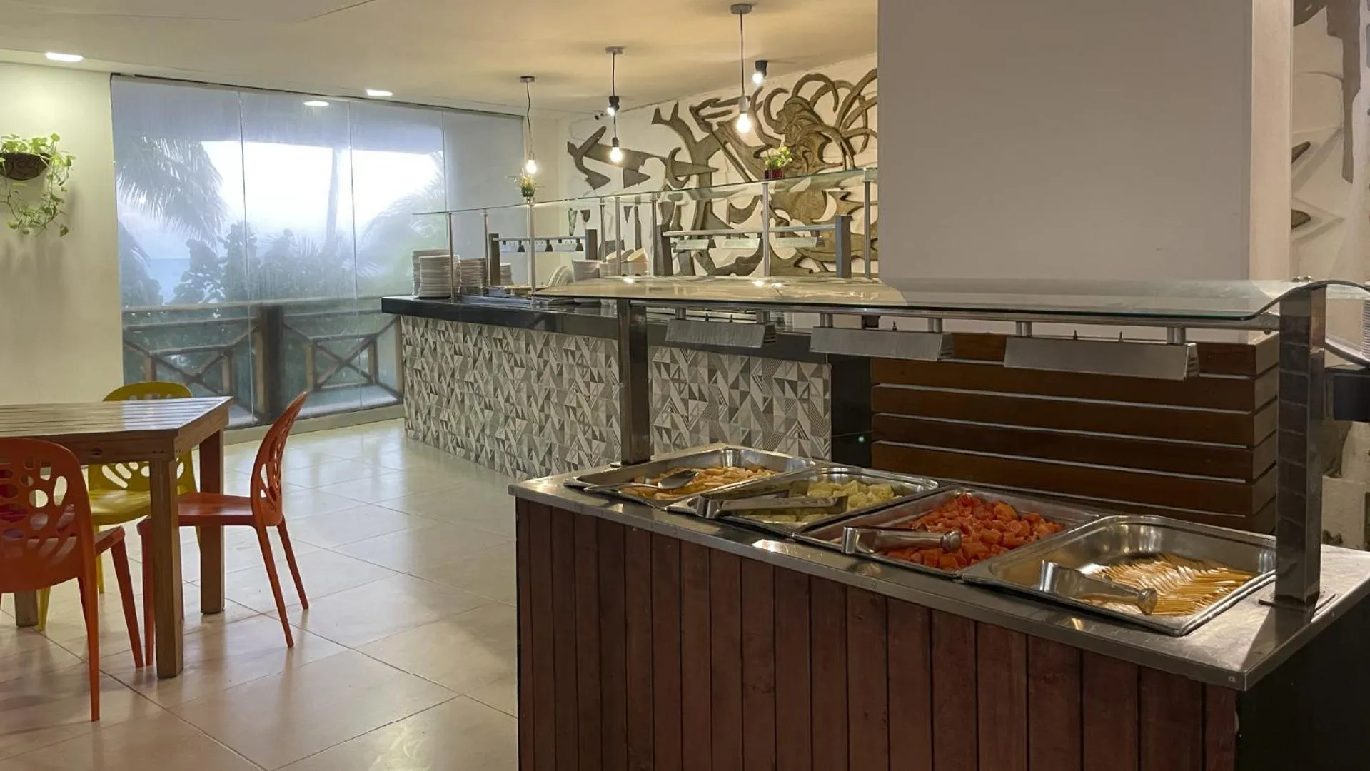 Restaurant/places to eat in Hotel Toné by On vacation