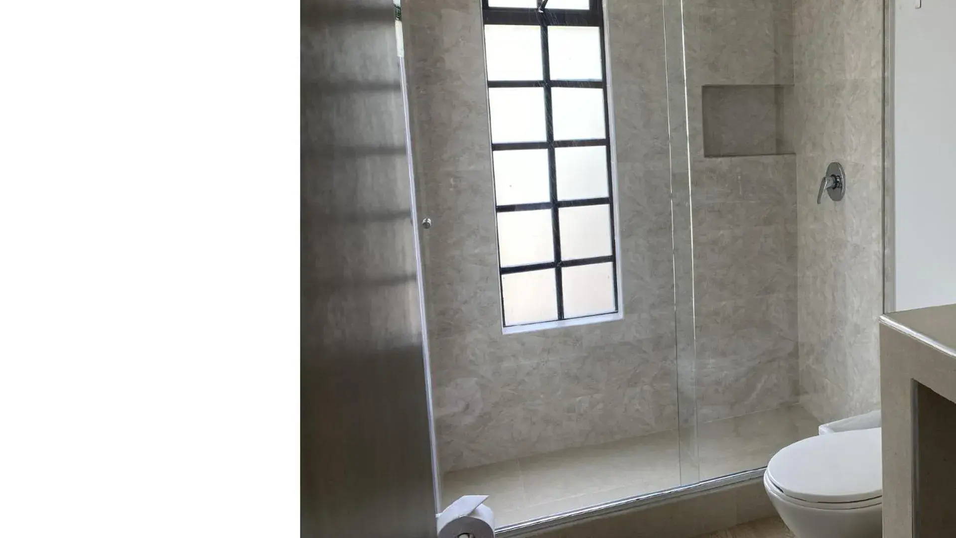 Triple Room in Hotel Toné by On vacation Triple Room in Hotel Toné by On vacation