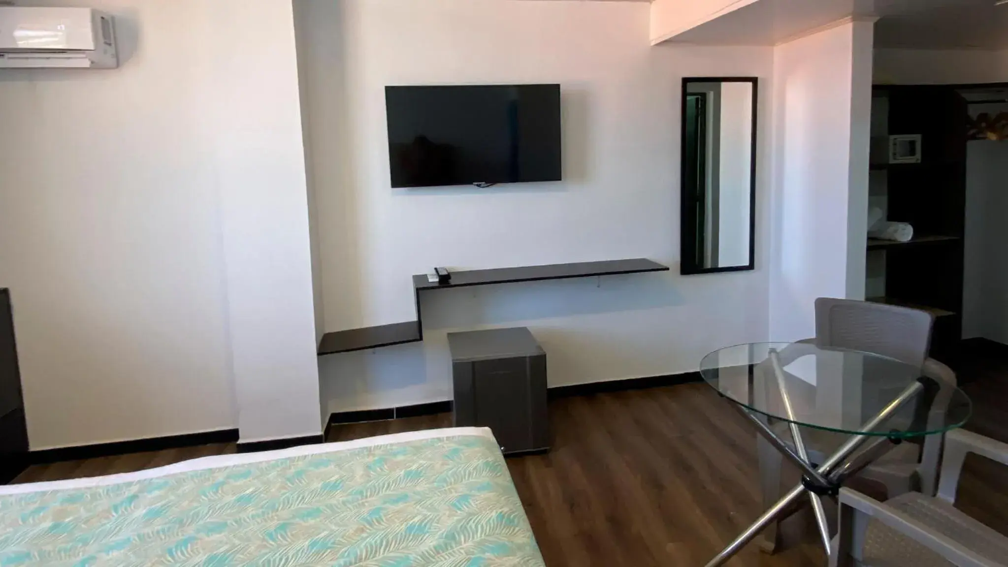 Superior Double Room in On Vacation Blue Tone Superior Double Room in On Vacation Blue Tone