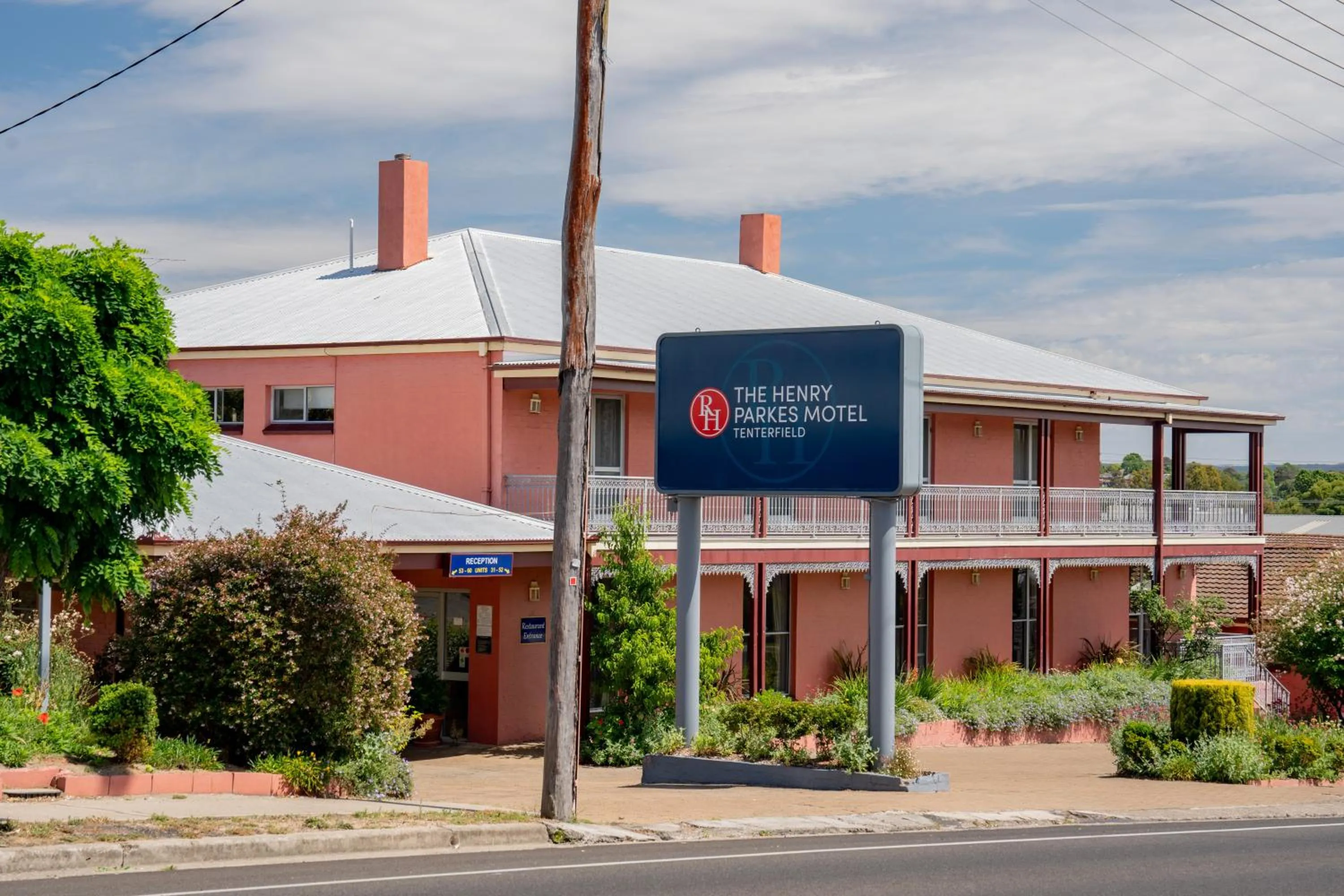 Property building in The Henry Parkes Tenterfield