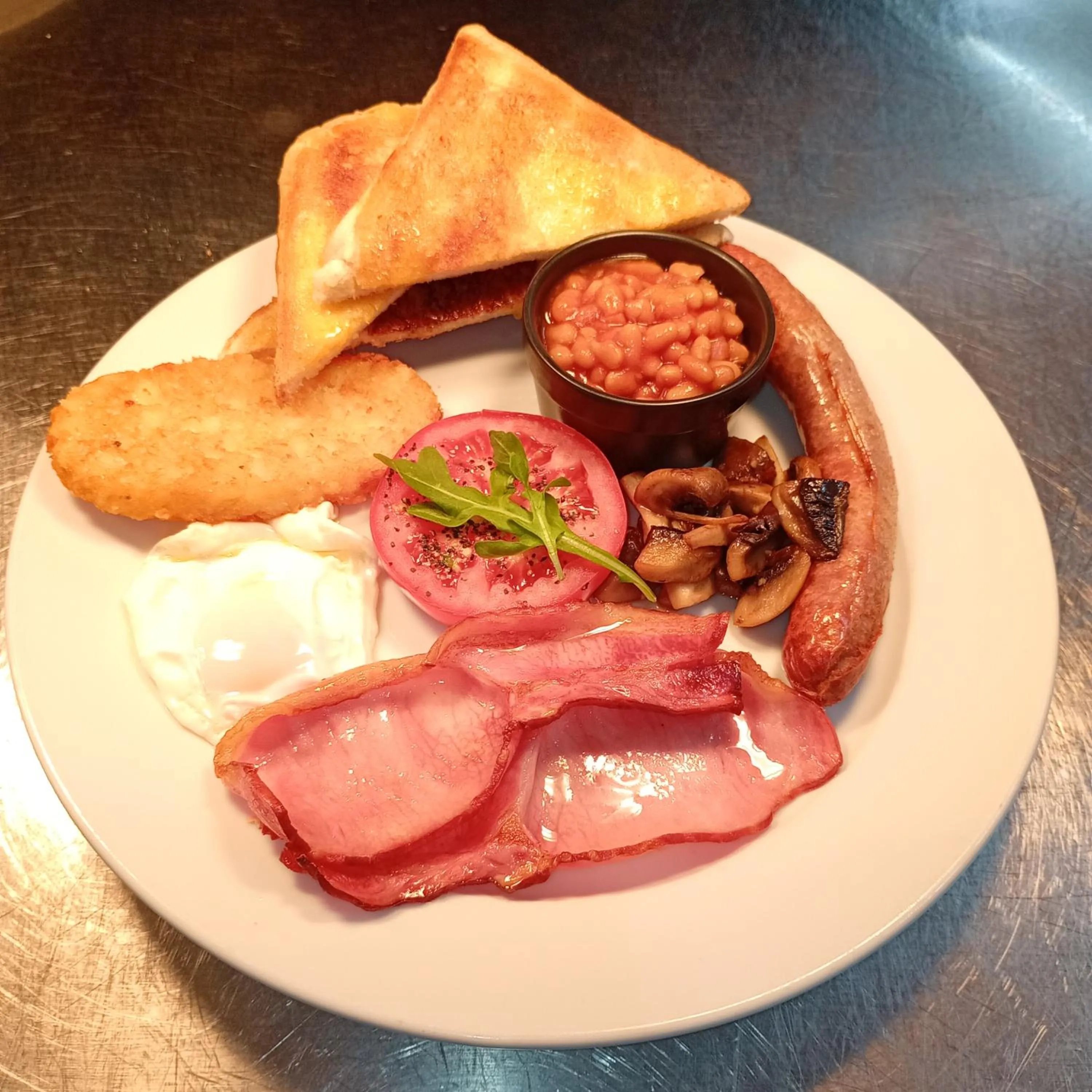 Breakfast in The Henry Parkes Tenterfield