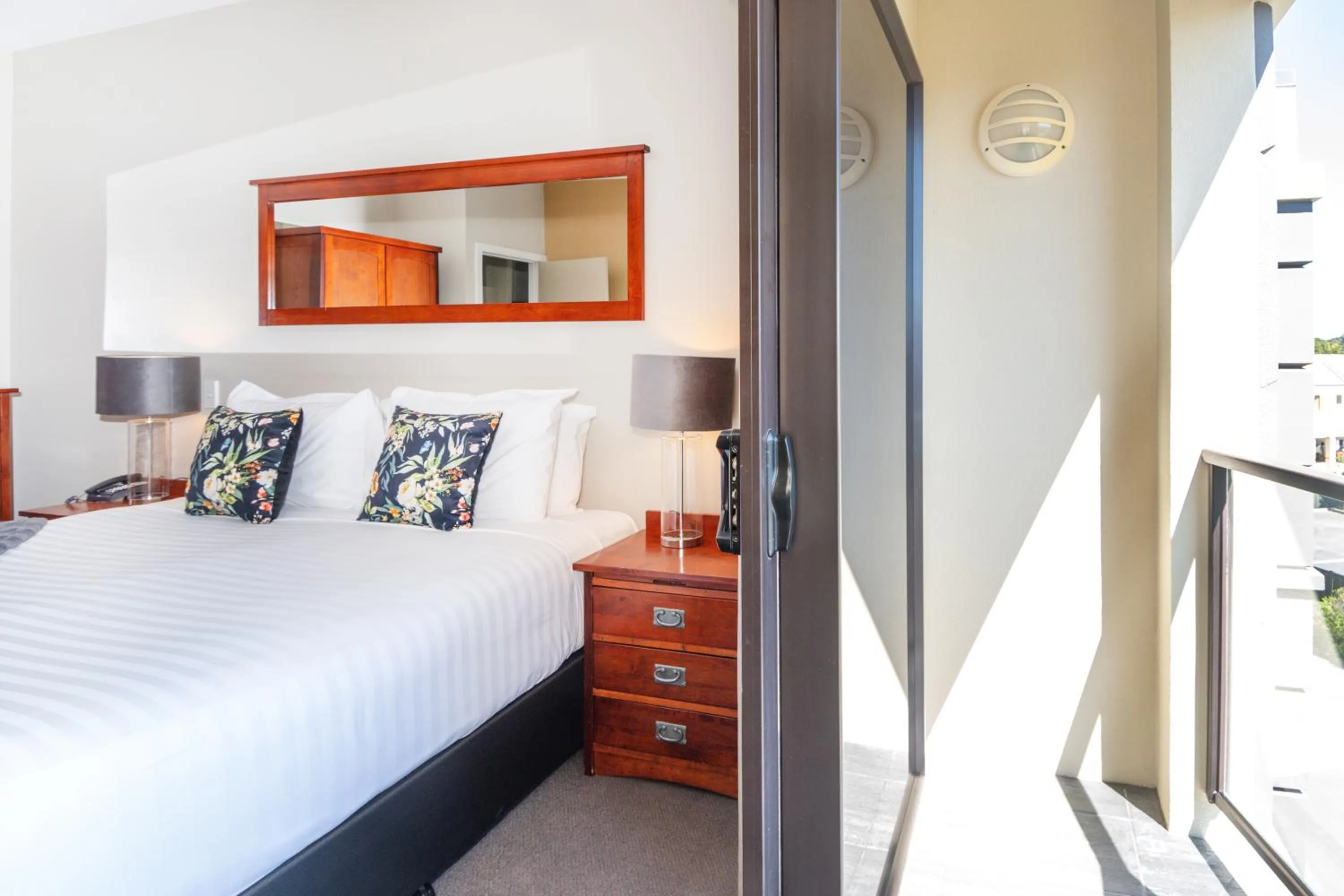 Bed in Portside Hotel Gisborne