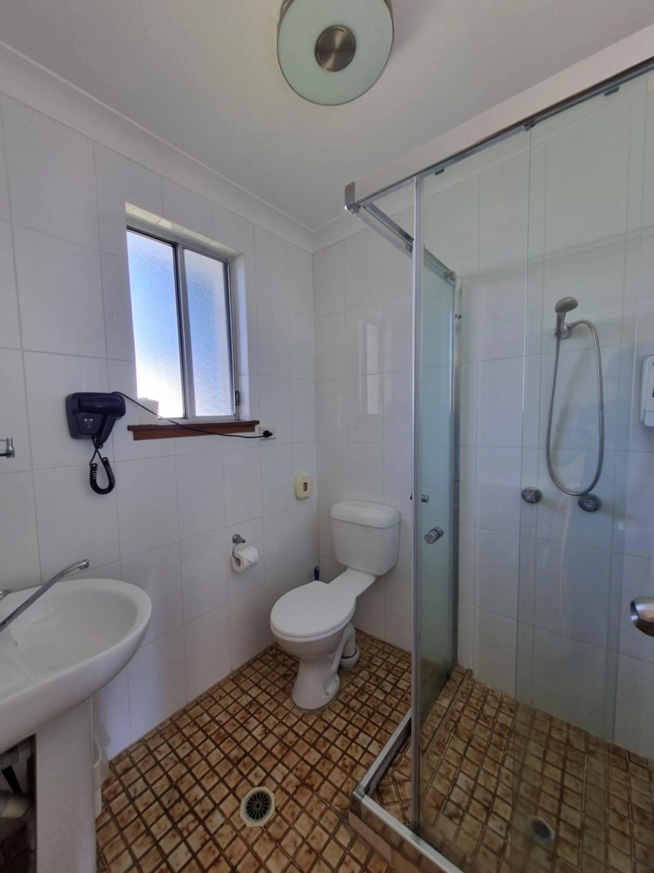 Moon River Motor Inn