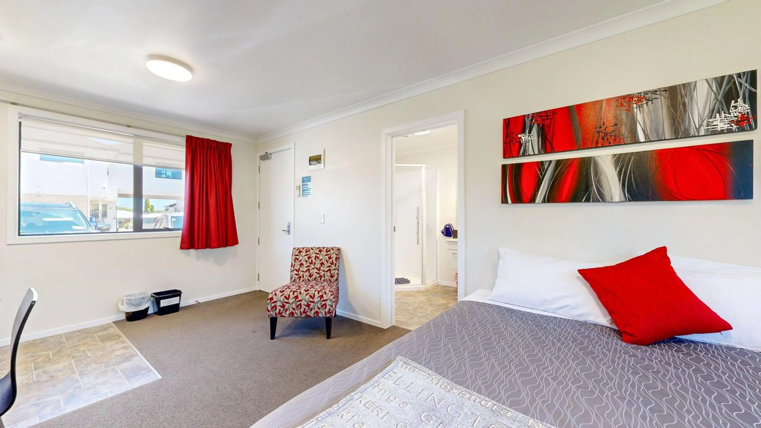 Bed in Matariki Motor Lodge