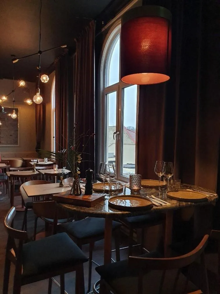 Restaurant/places to eat in Hotell Carl Friman