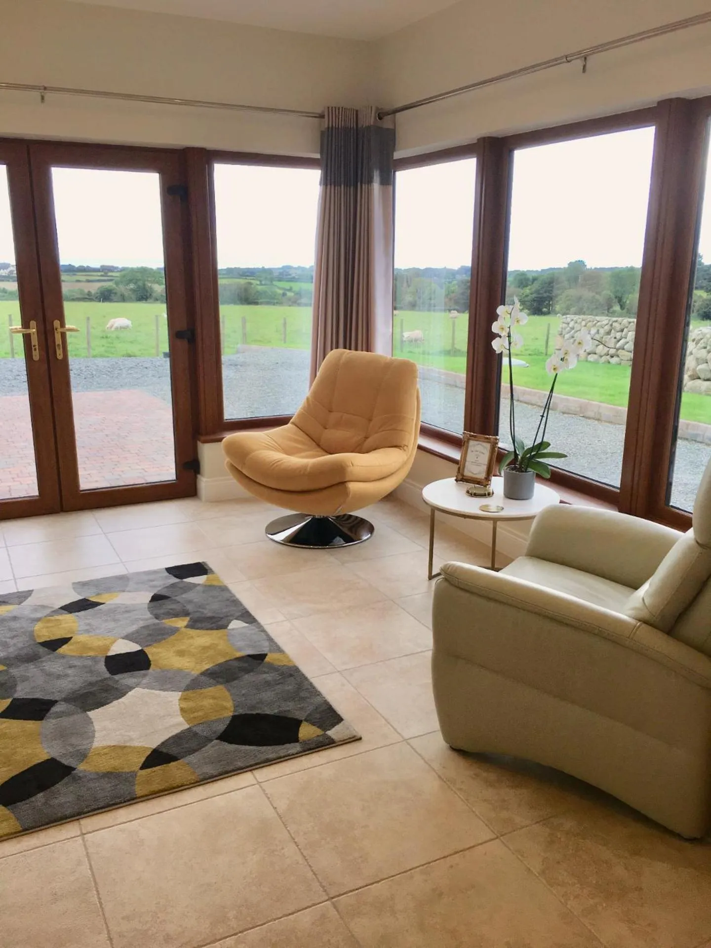 Living room in Mourne Country House Bed and Breakfast