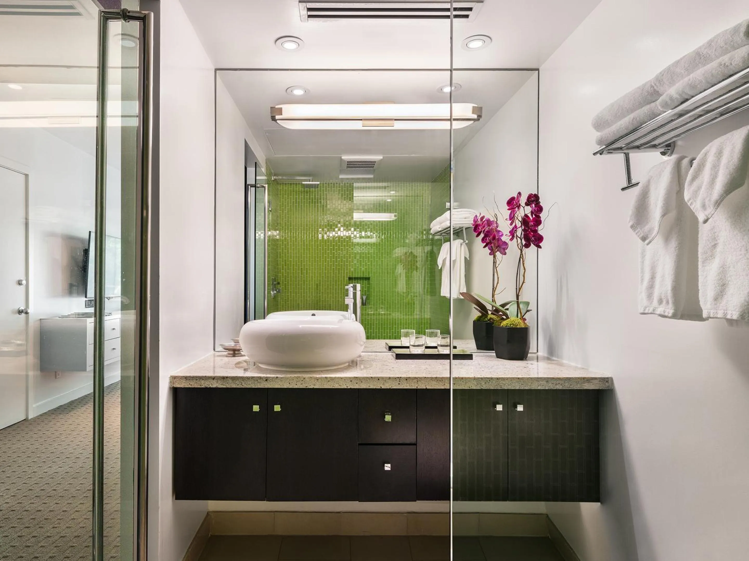 Sunset Marquis Hotel