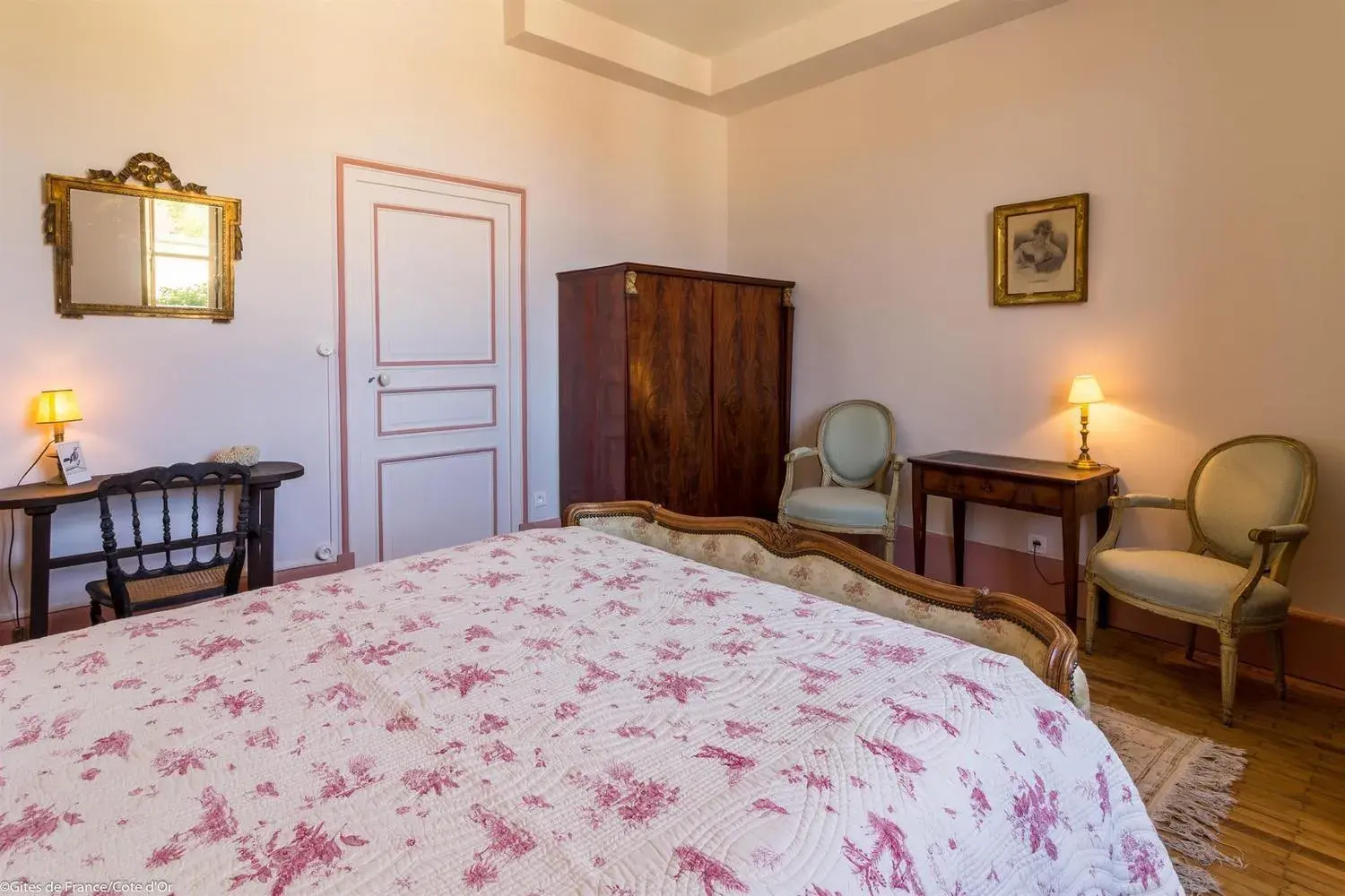 Double Room with Private Bathroom - single occupancy in La Buffonnerie Double Room with Private Bathroom - single occupancy in La Buffonnerie