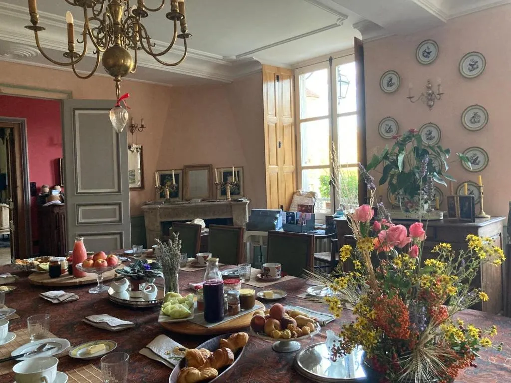 Breakfast in La Buffonnerie