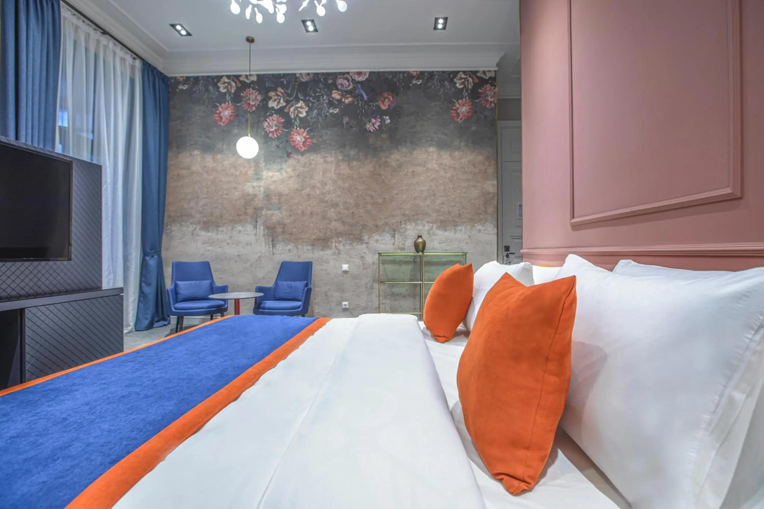 Superior Deluxe Double or Twin Room in Heritage Hotel and Suites Superior Deluxe Double or Twin Room in Heritage Hotel and Suites