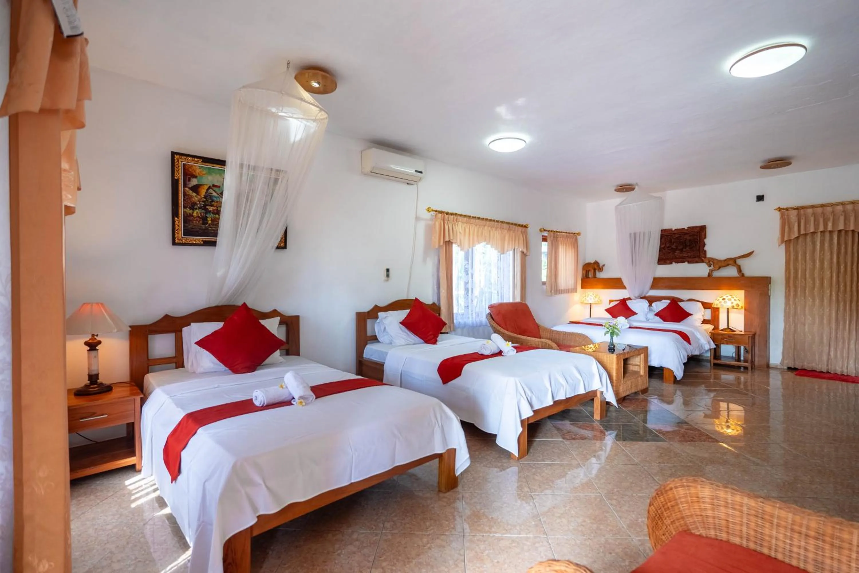 Bedroom, Bed in Deutsches-Eck Rikesti