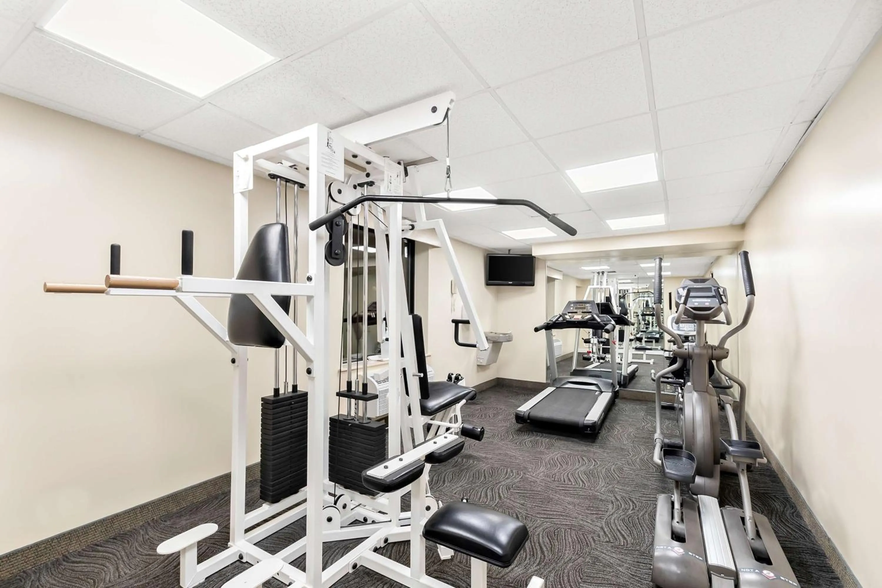 Fitness centre/facilities in Best Western Fairfax City
