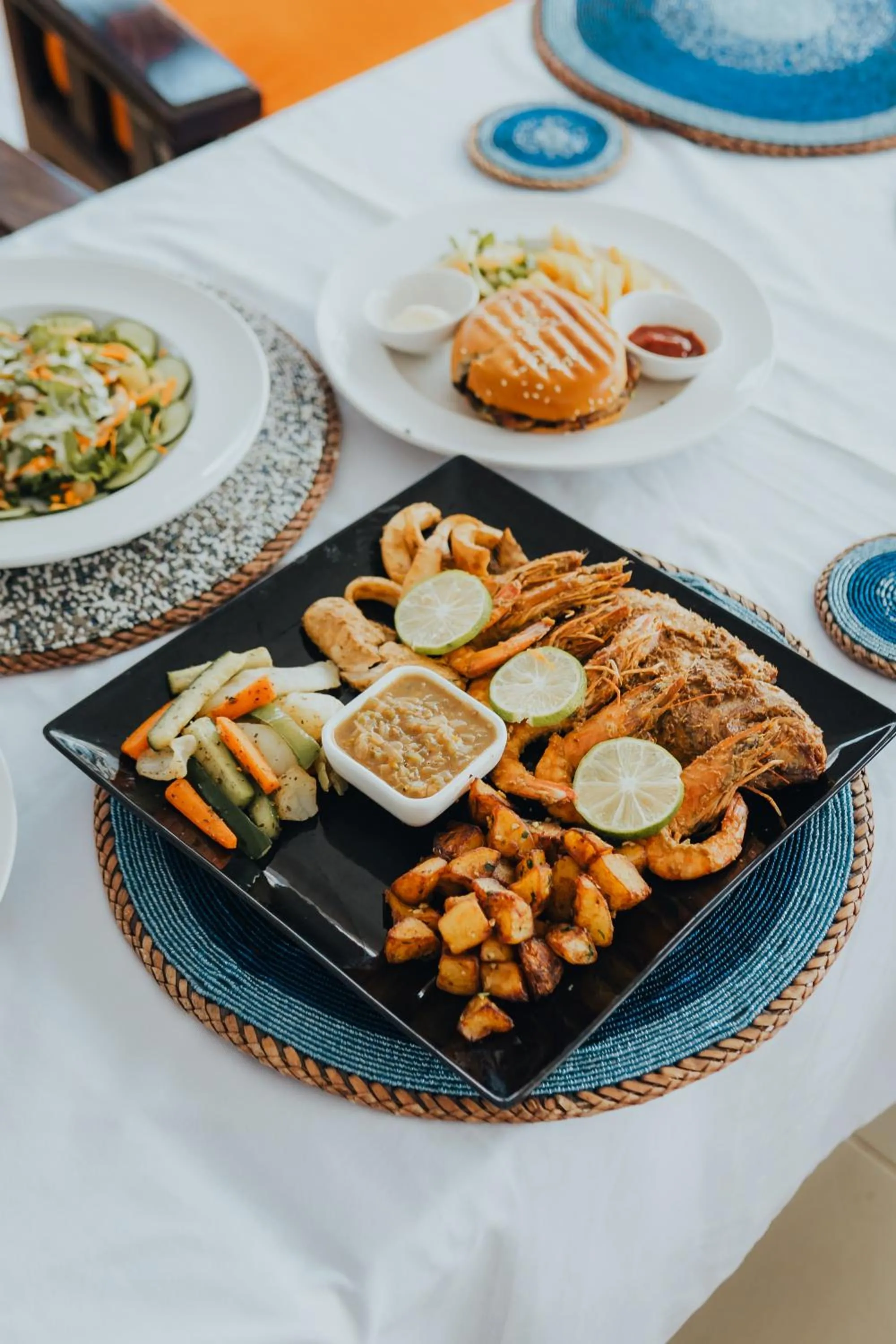 Food and drinks in Harmony Resort Boutique Hotel