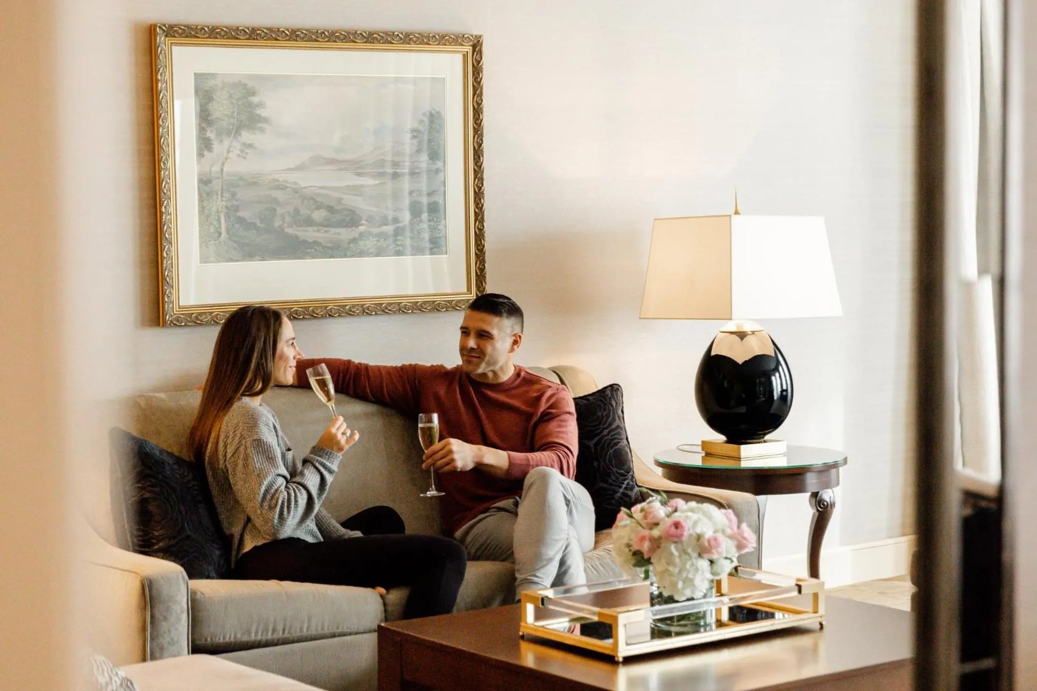 Living room in Omni Shoreham Hotel