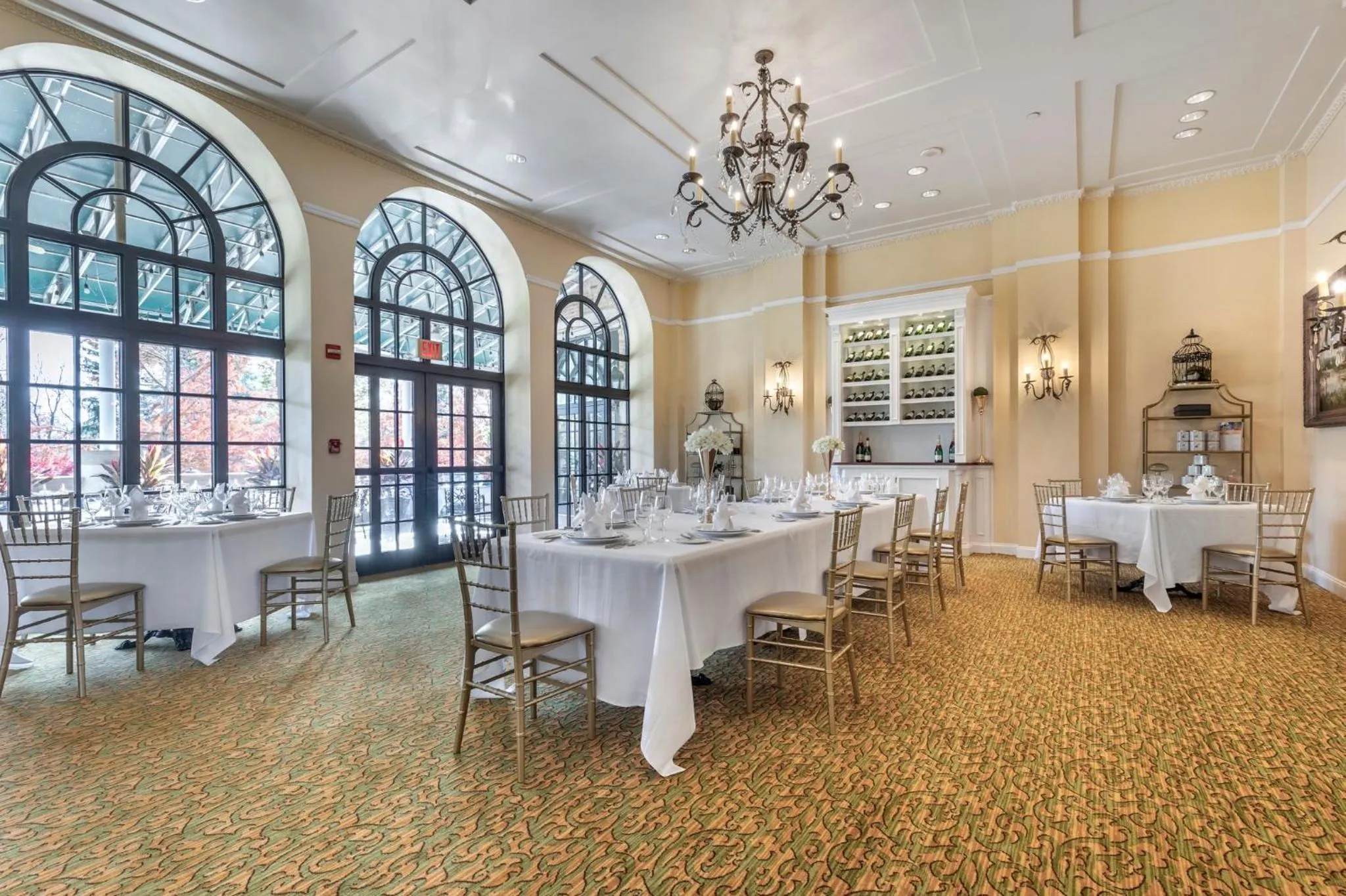 Meeting/conference room in Omni Shoreham Hotel
