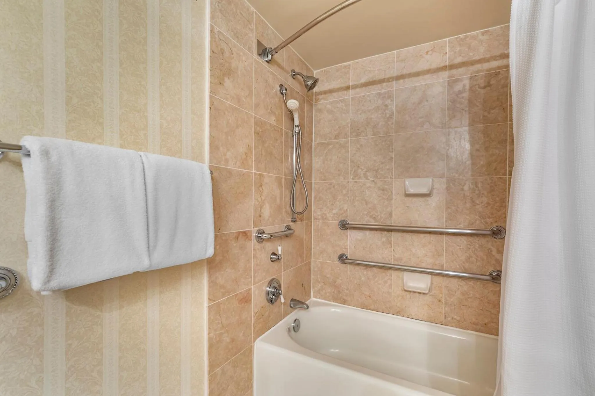 Bathroom in Omni Shoreham Hotel