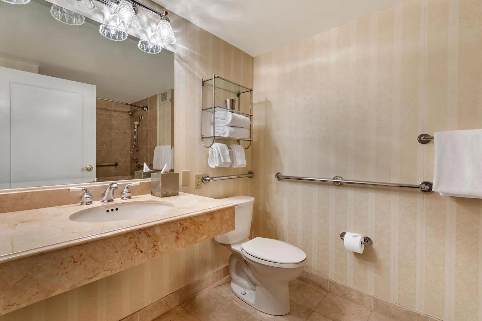 Bathroom in Omni Shoreham Hotel