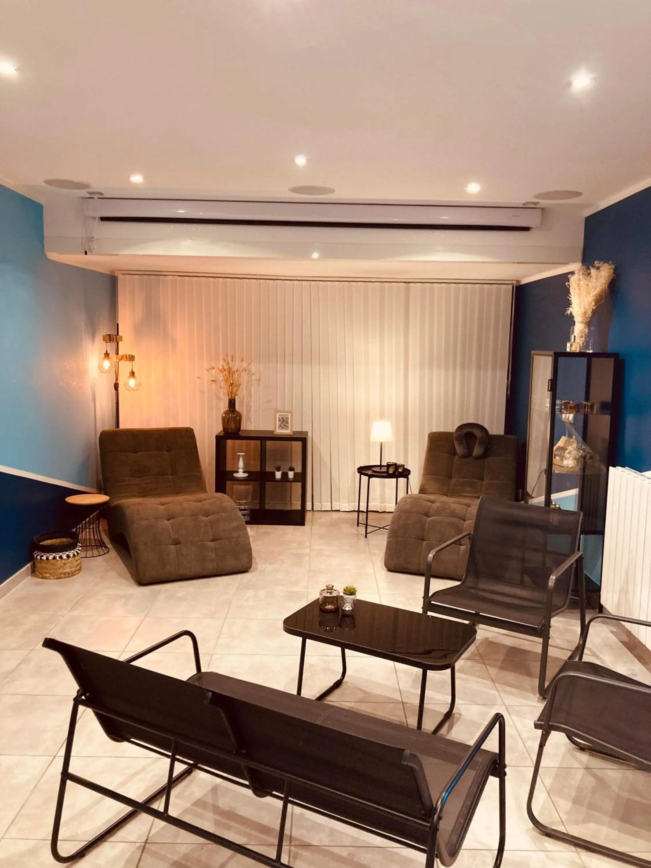 Living room in HISTOIRE D'Ô - Les Piscines - Chambres d'hôtes