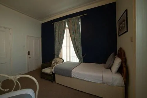 Bedroom, Bed in Fines Bayliwick Hotel