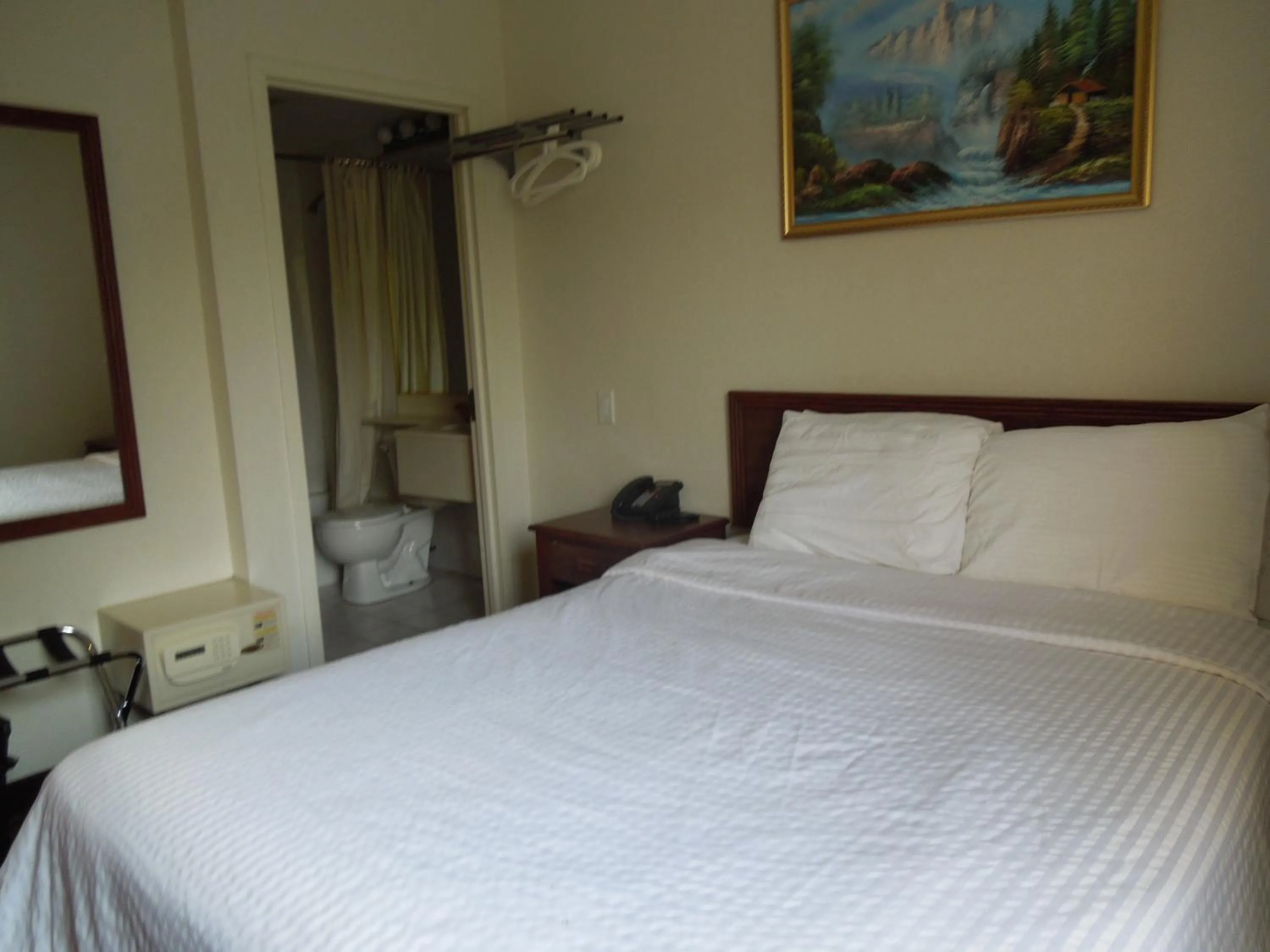 Bed in Windsor Hotel