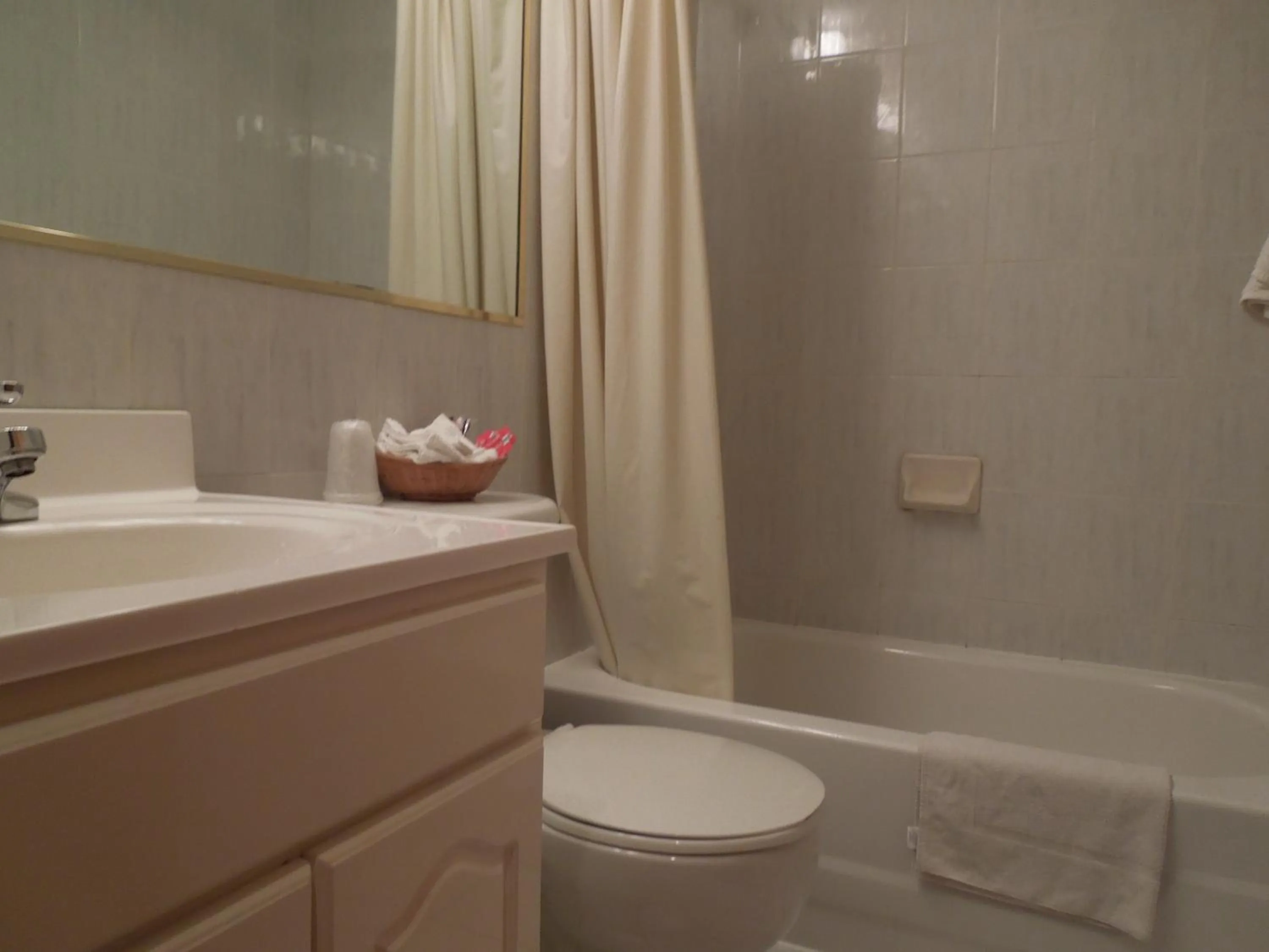 Bathroom in Windsor Hotel