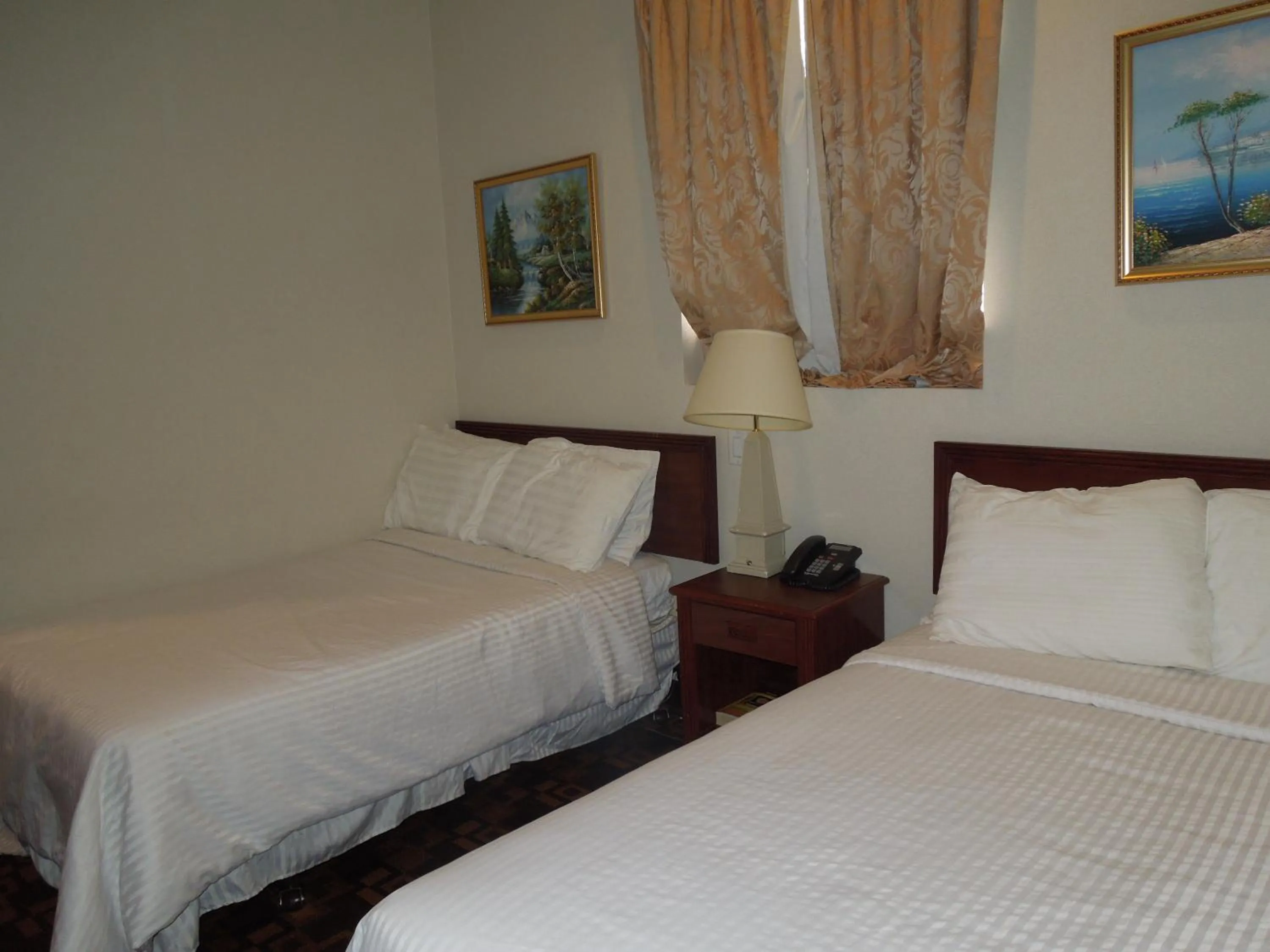 Bed in Windsor Hotel