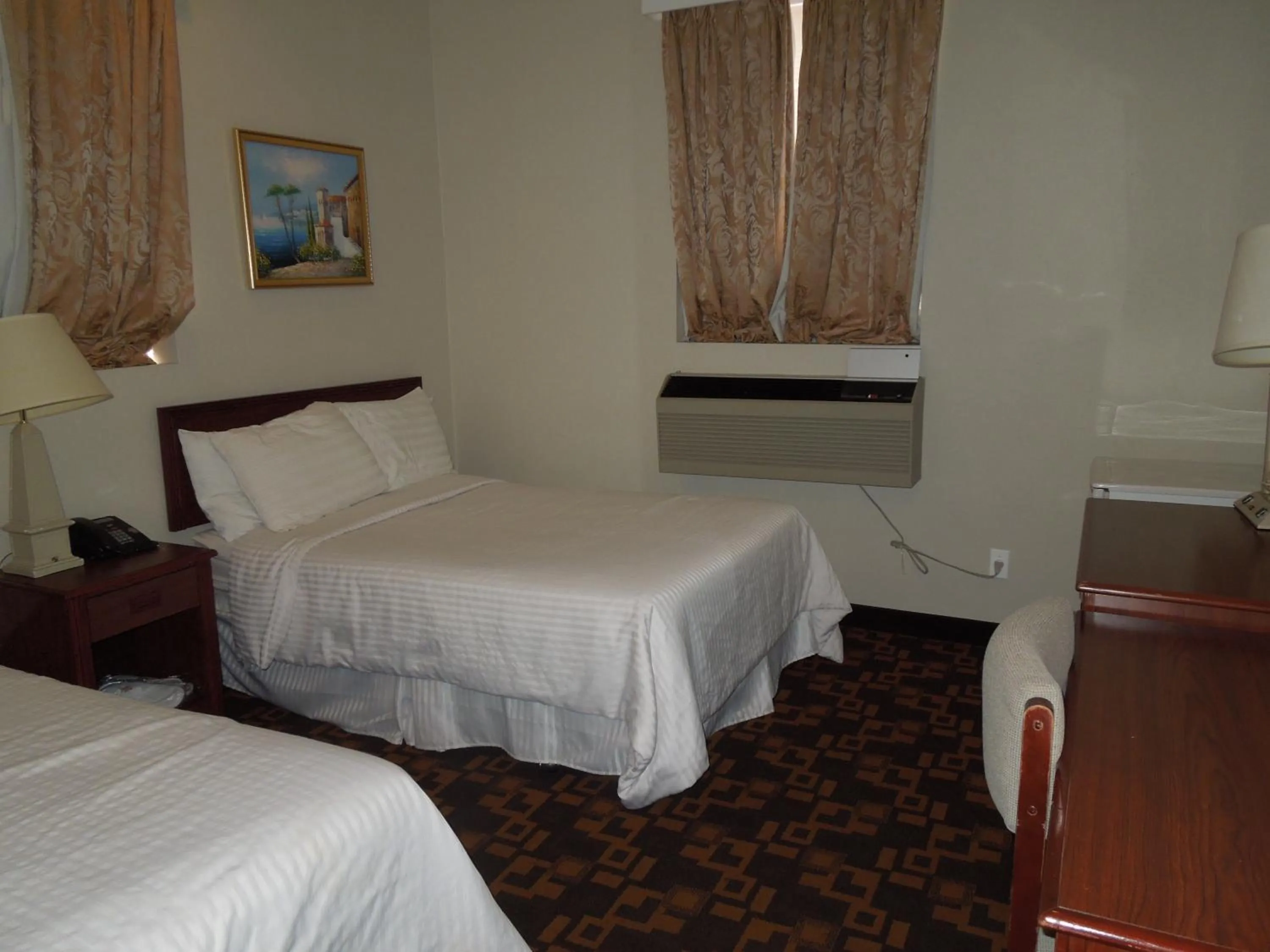 Bed in Windsor Hotel