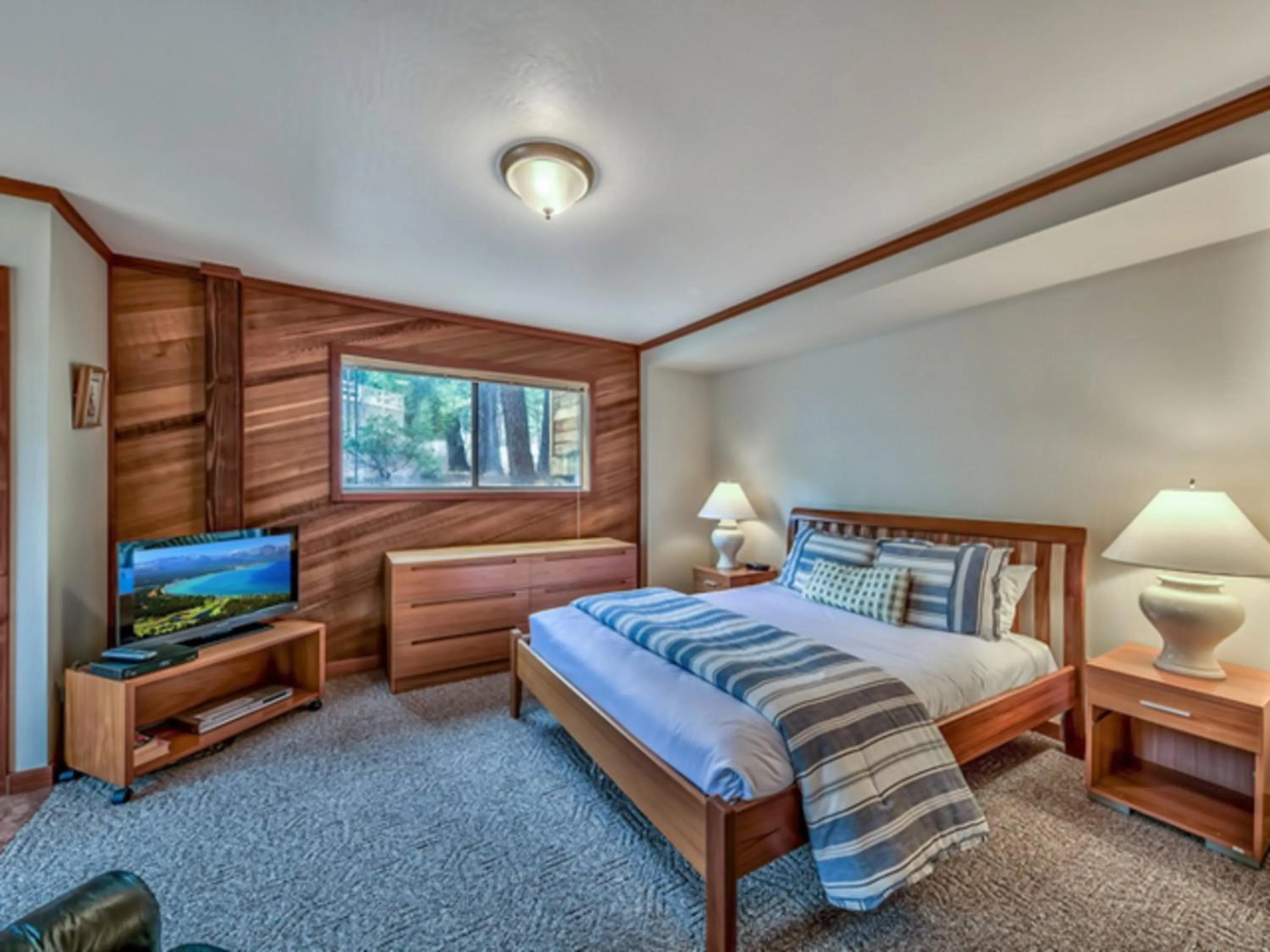 Bedroom, Bed in Northstar Resort by Vail Resorts