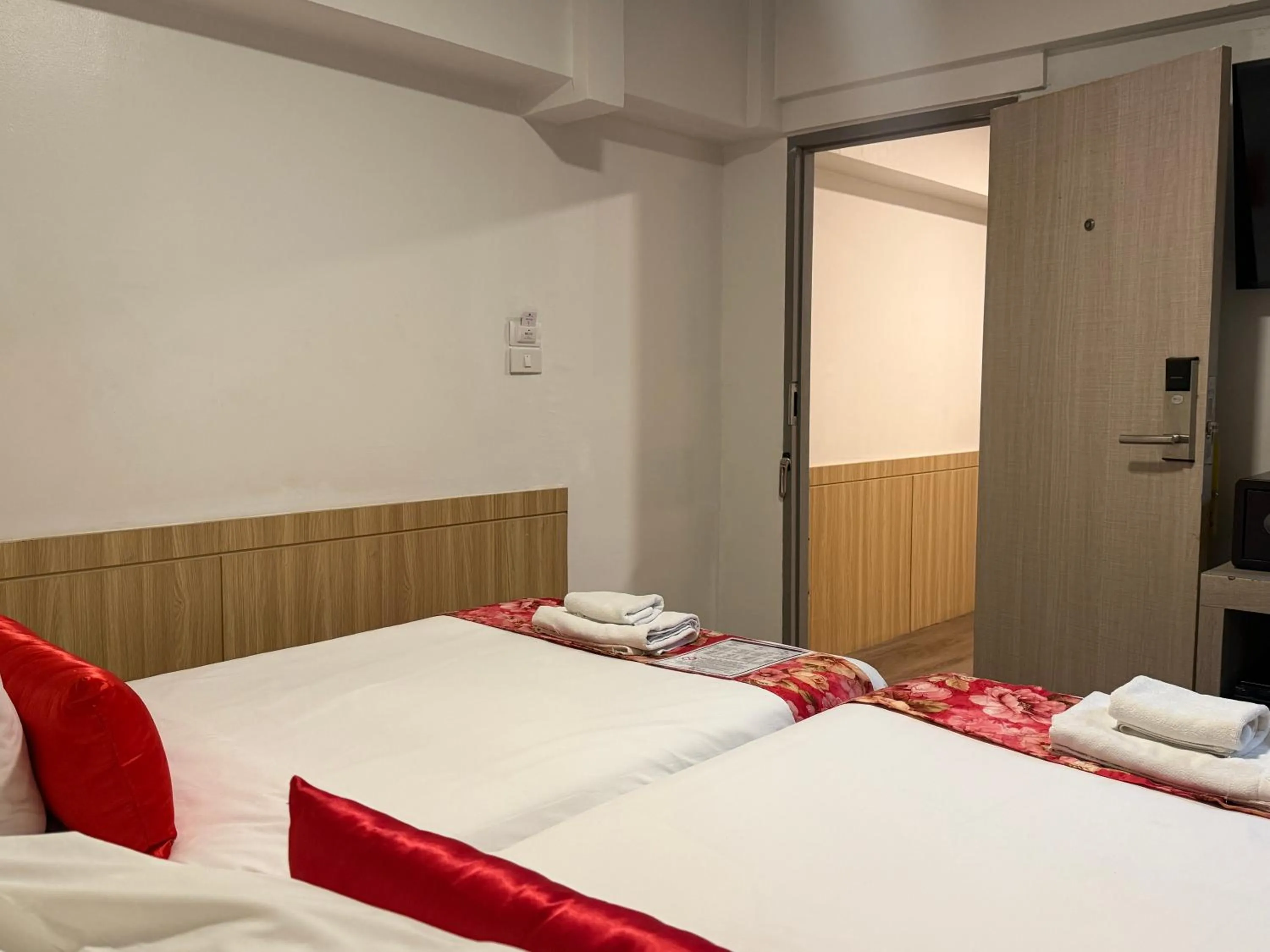 Bed in Wild Orchid Villa Bangkok