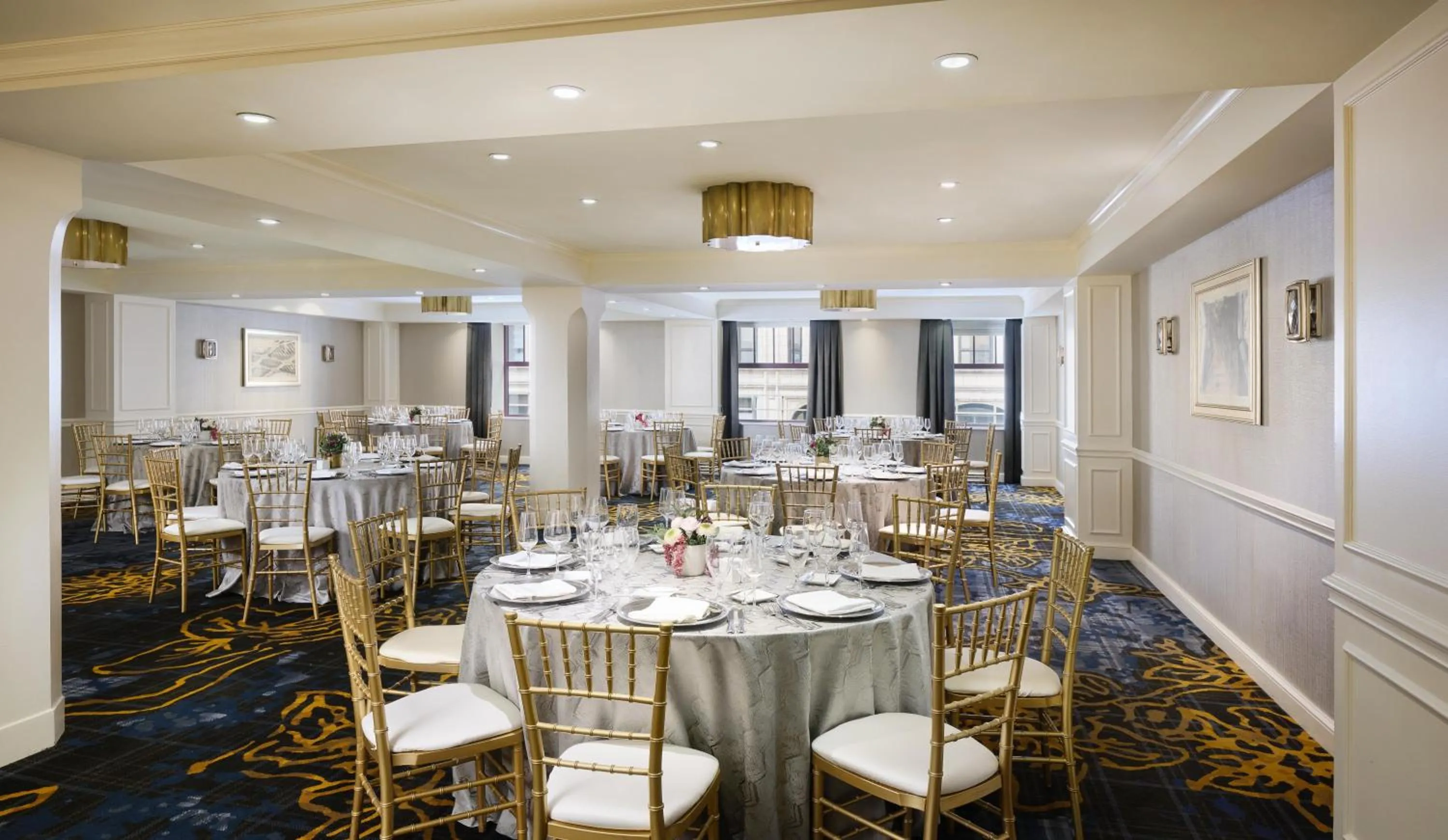 Meeting/conference room in The Allegro Royal Sonesta Hotel Chicago Loop