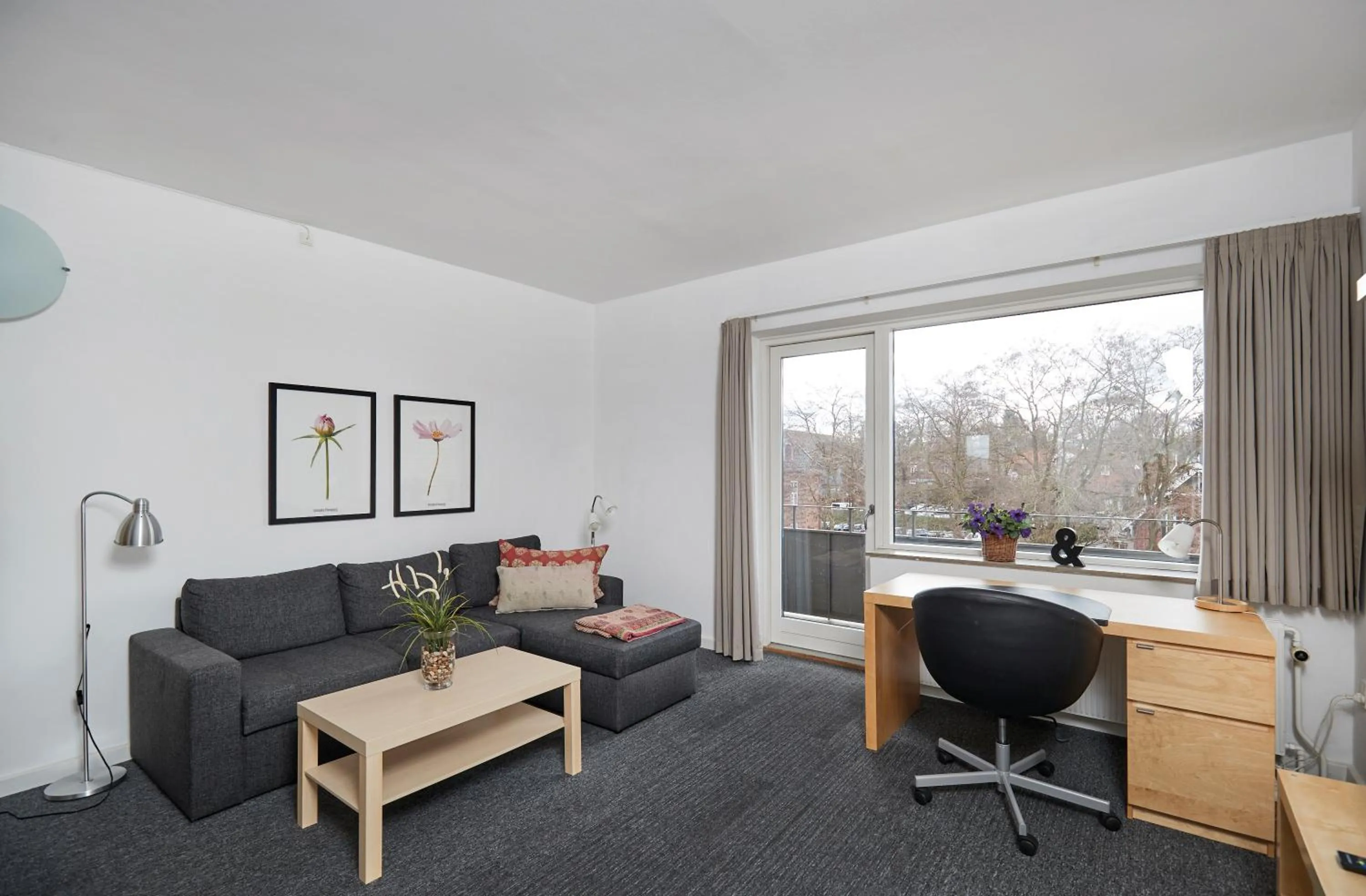 Living room in Hotel-B