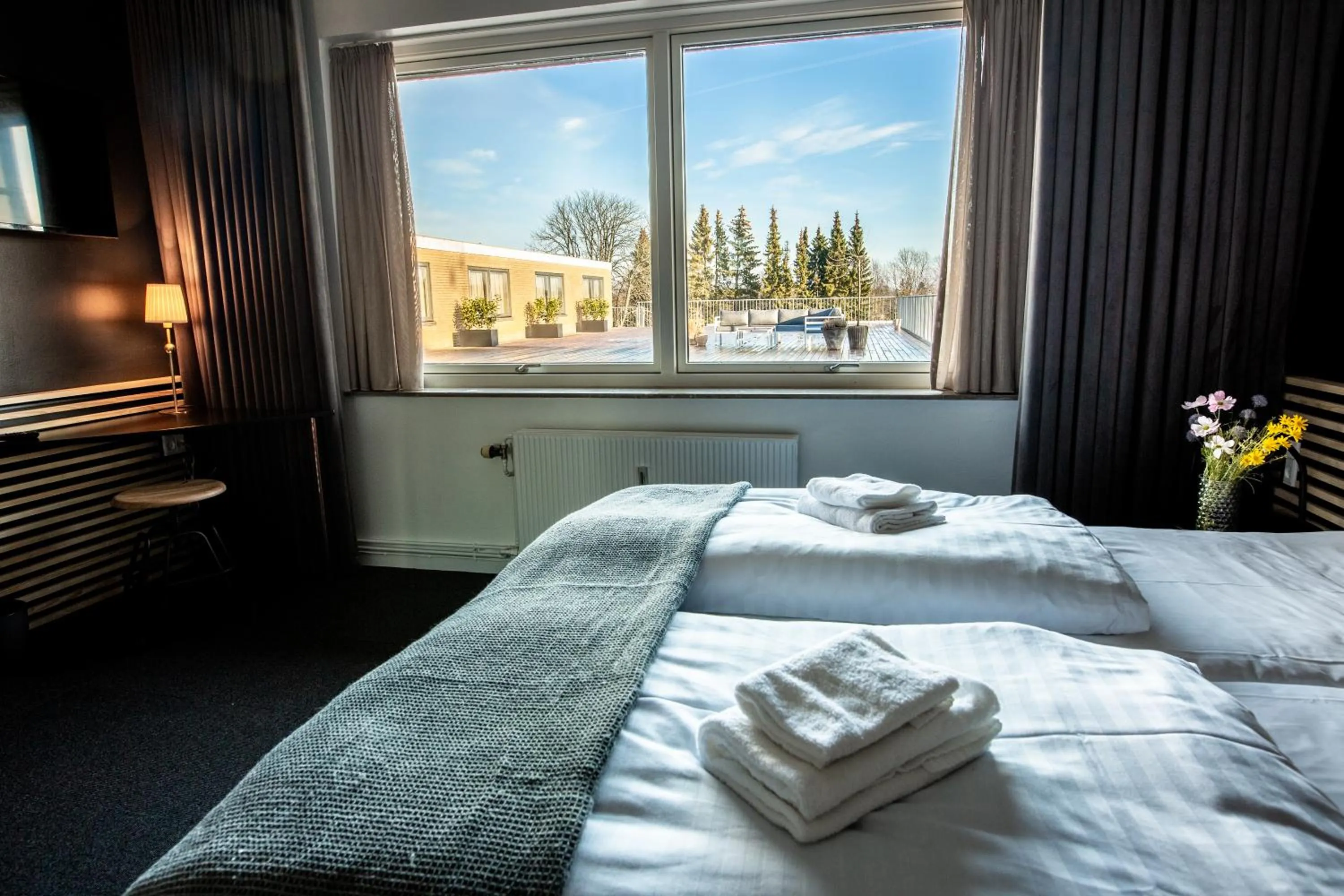 Photo of the whole room, Bed in Hotel-B