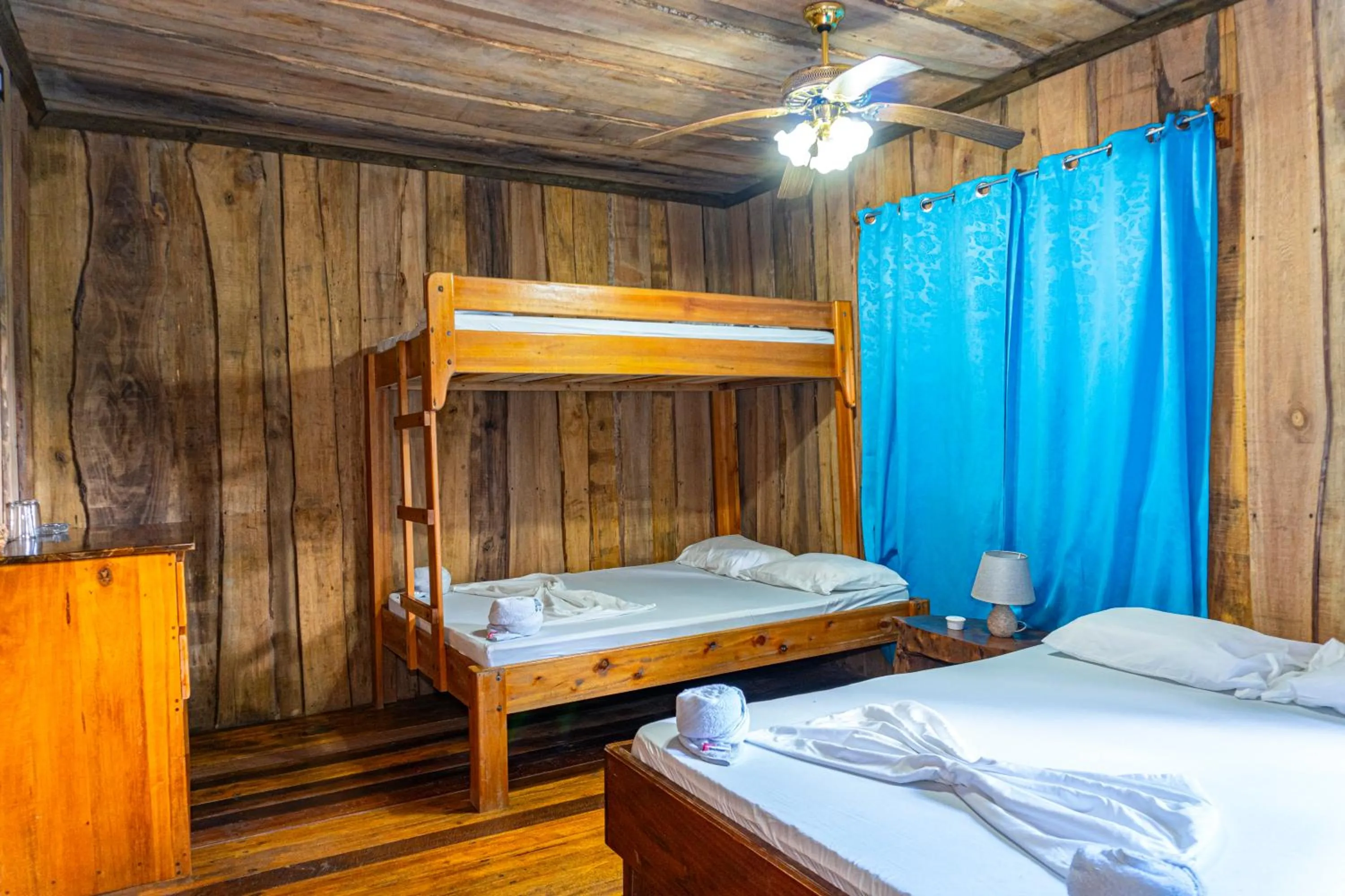 Bed in Citronela Lodge Corcovado
