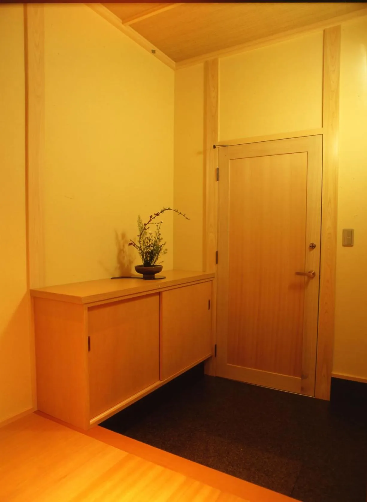 Decorative detail in Hitomaru Kadan