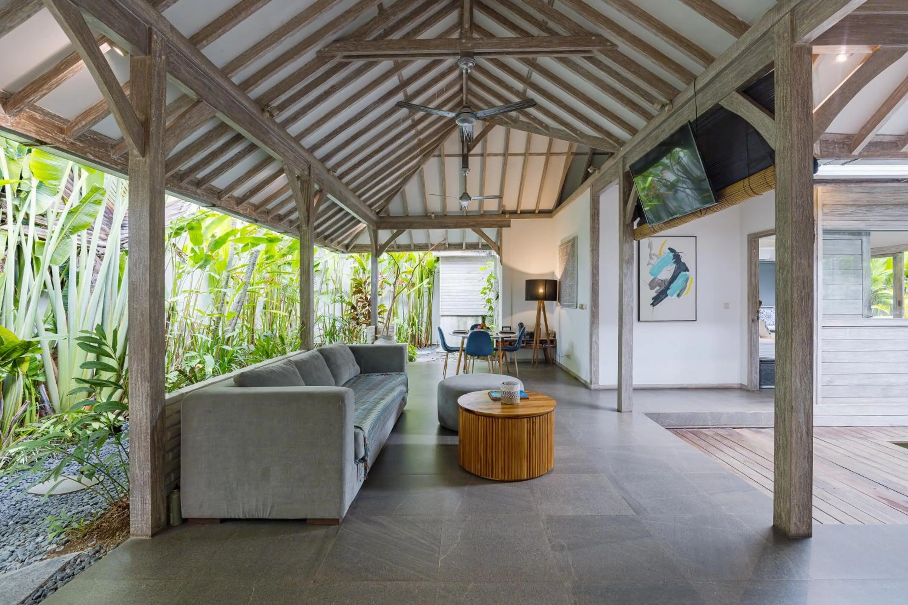 Living room in Mundaka Villa by Betterplace