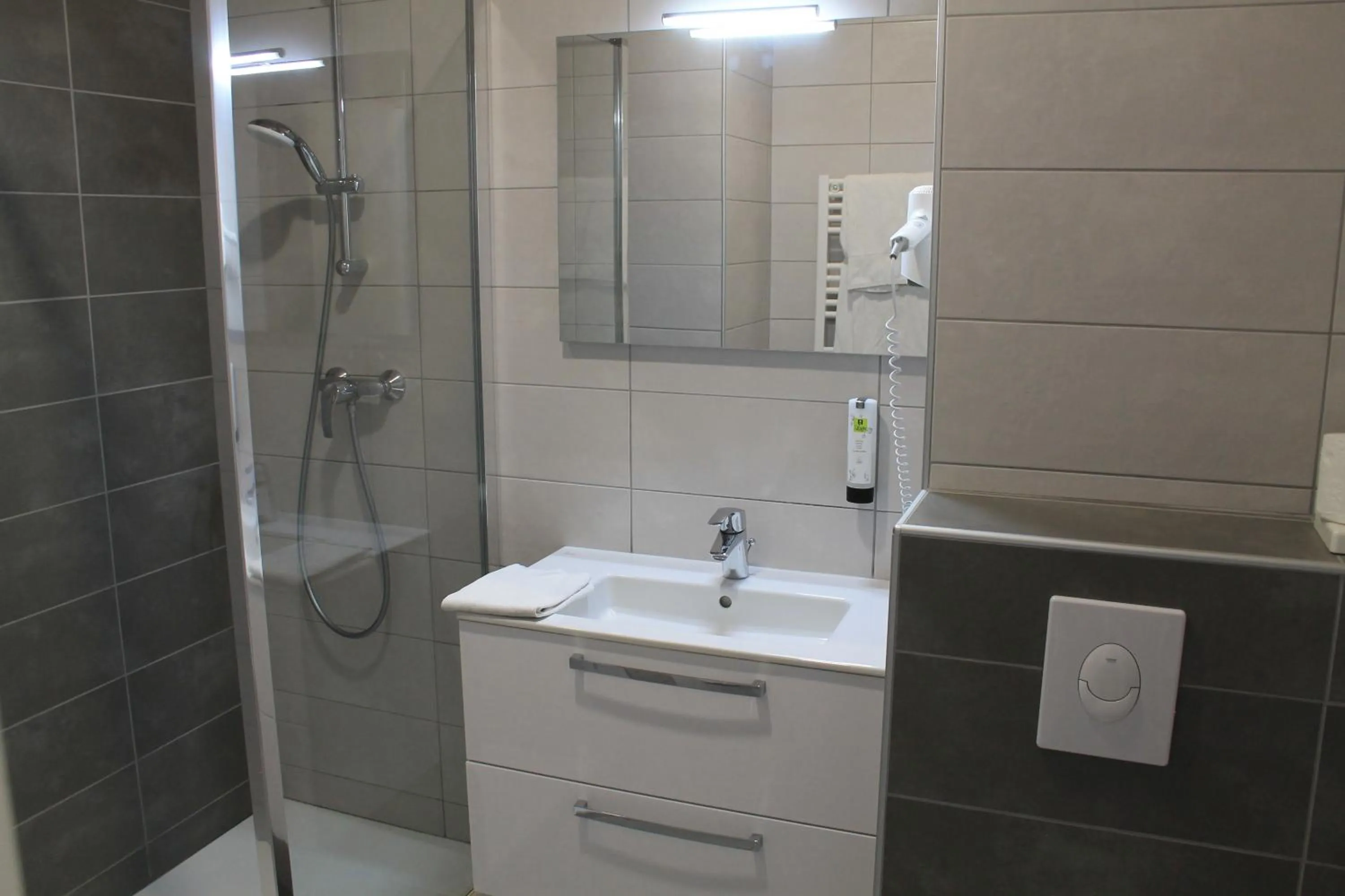 Logis Hôtel Le Saint Clément