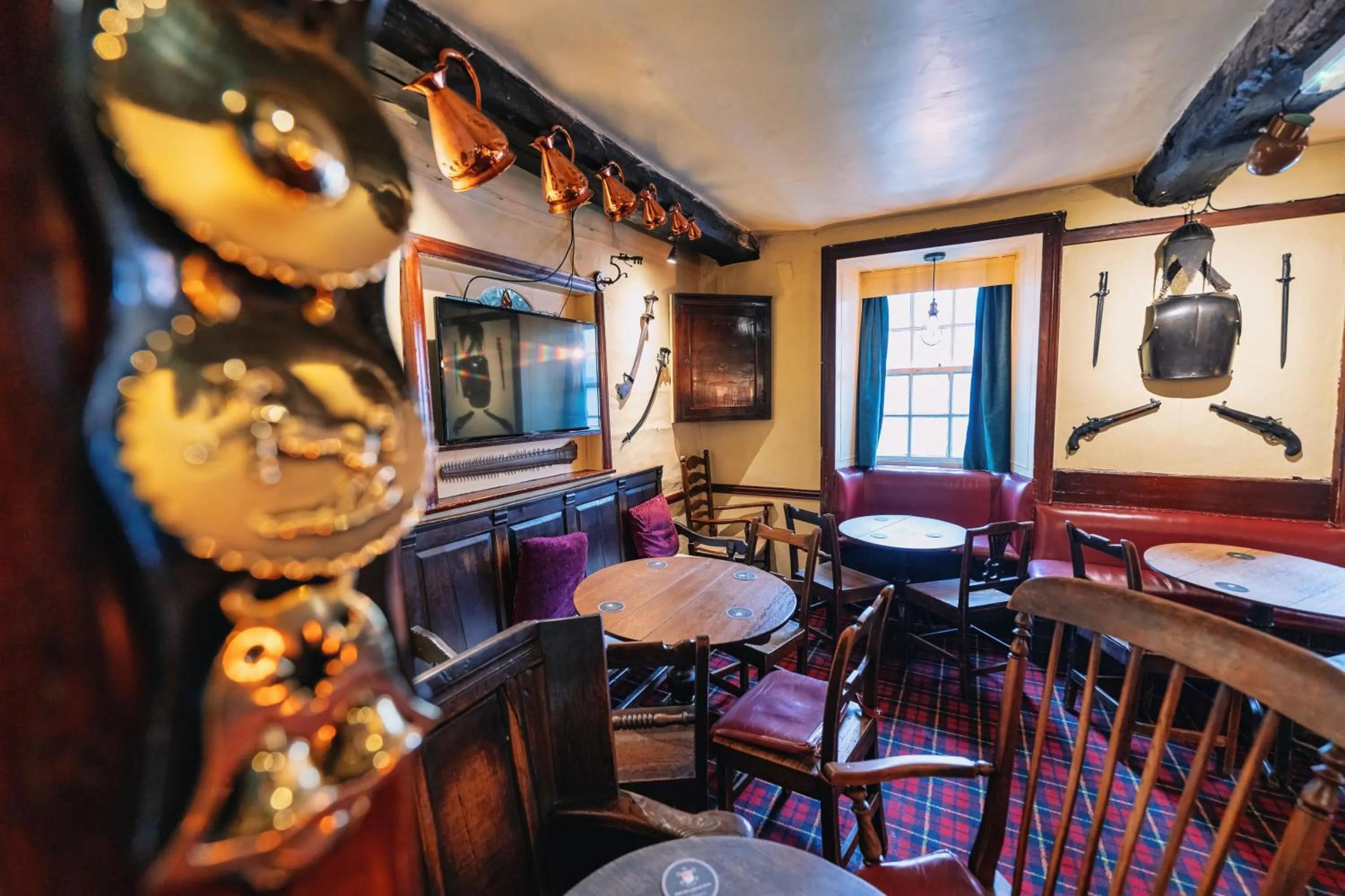 Lounge or bar in The Bull and Townhouse, Beaumaris- The Inn Collection Group