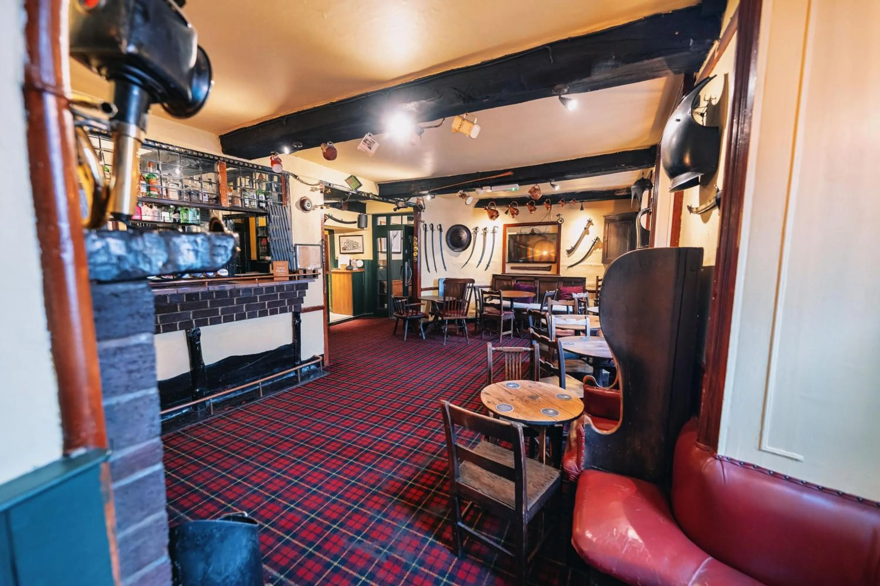 Lounge or bar in The Bull and Townhouse, Beaumaris- The Inn Collection Group
