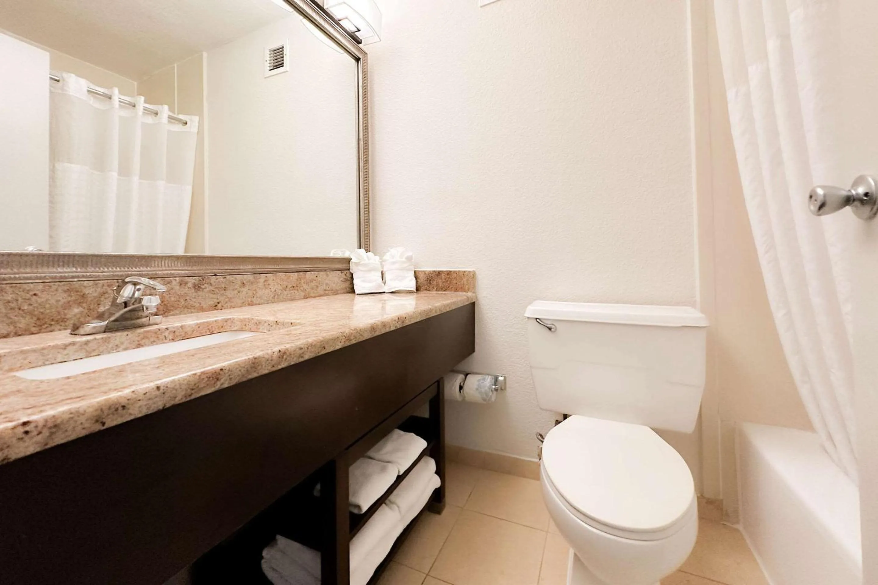 Bedroom in Comfort Inn & Suites Kissimmee by the Parks