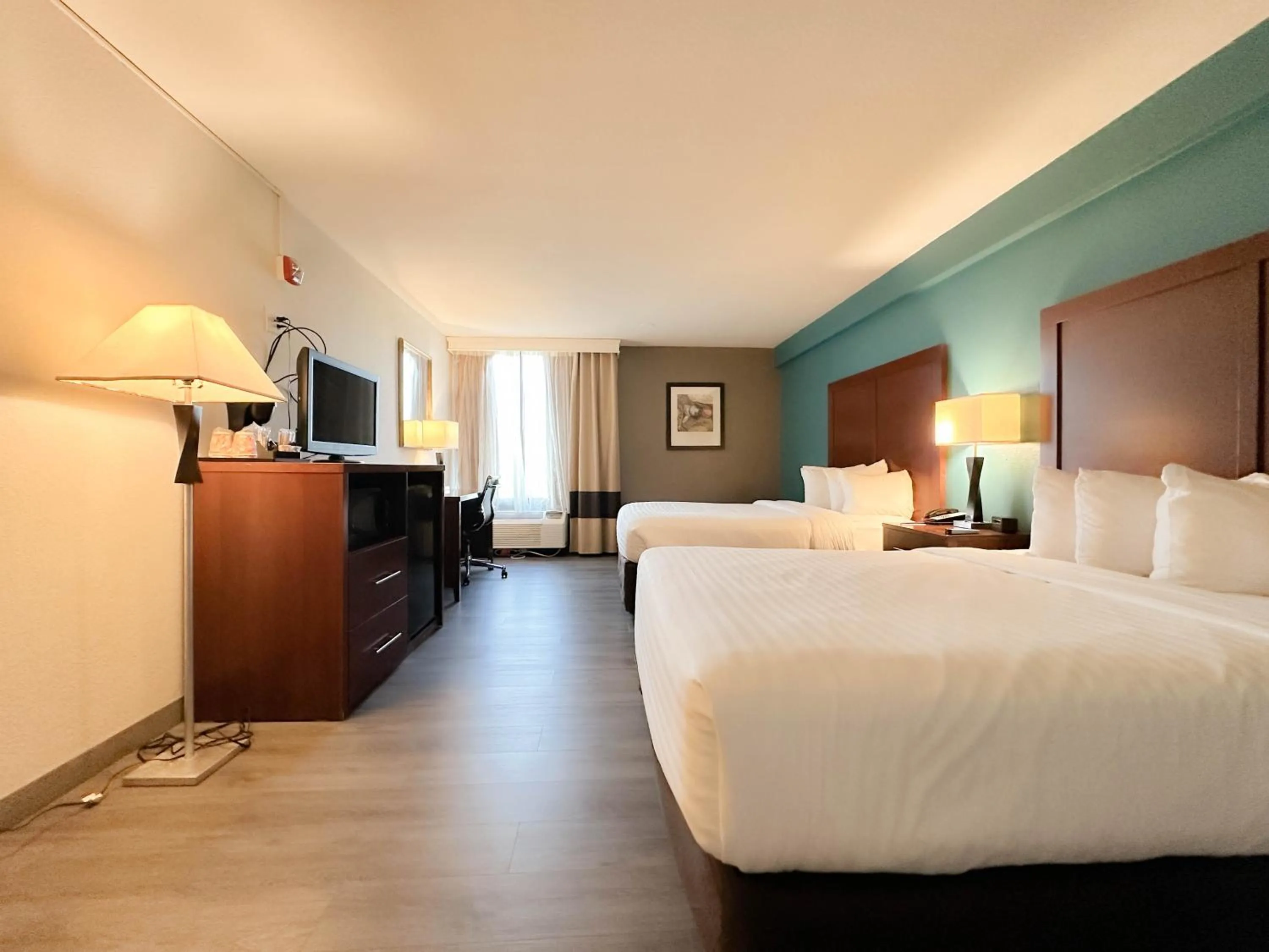 Bed in Comfort Inn & Suites Kissimmee by the Parks