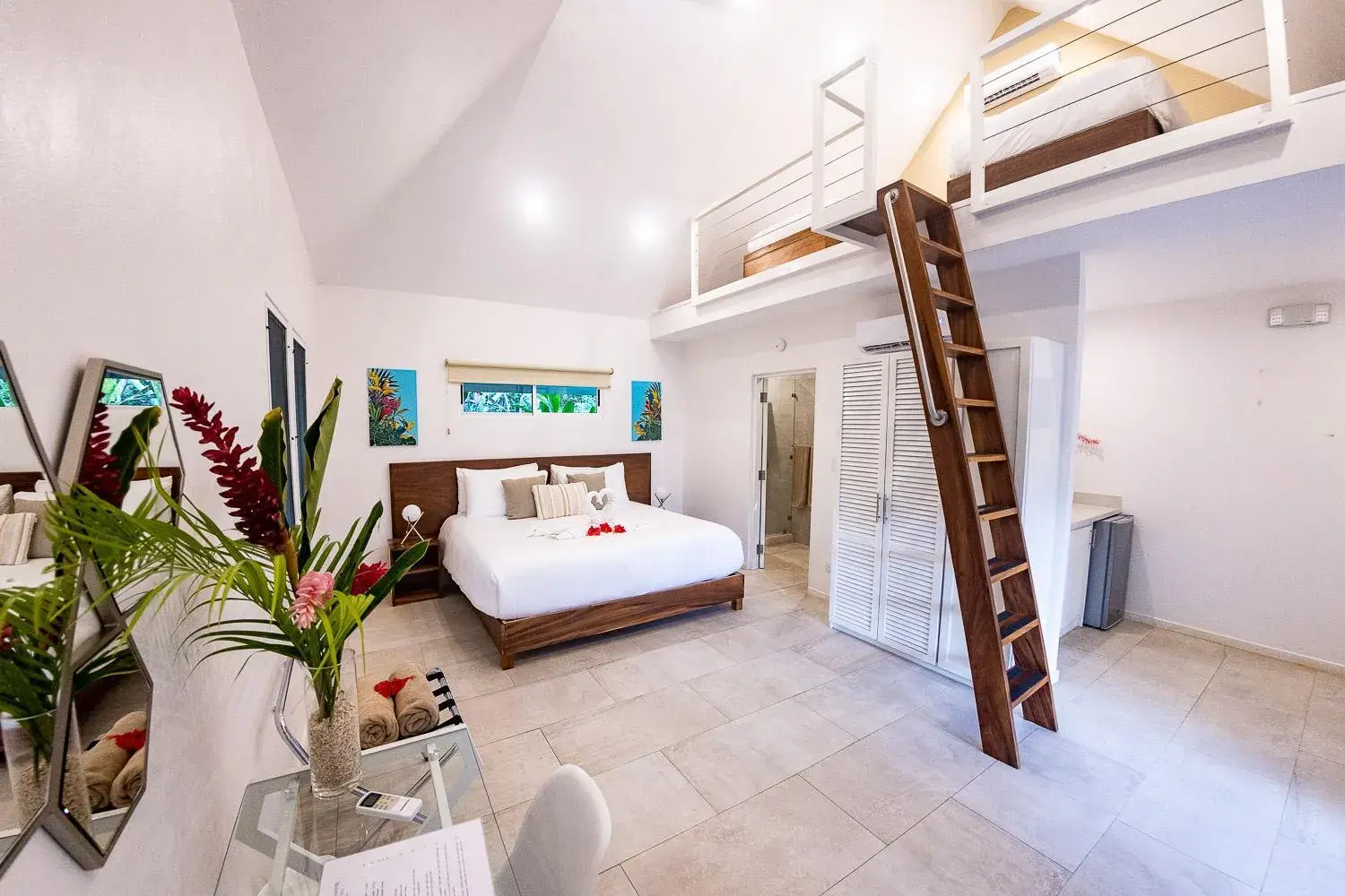 King Room with Pool View in Aves Resort Montezuma King Room with Pool View in Aves Resort Montezuma