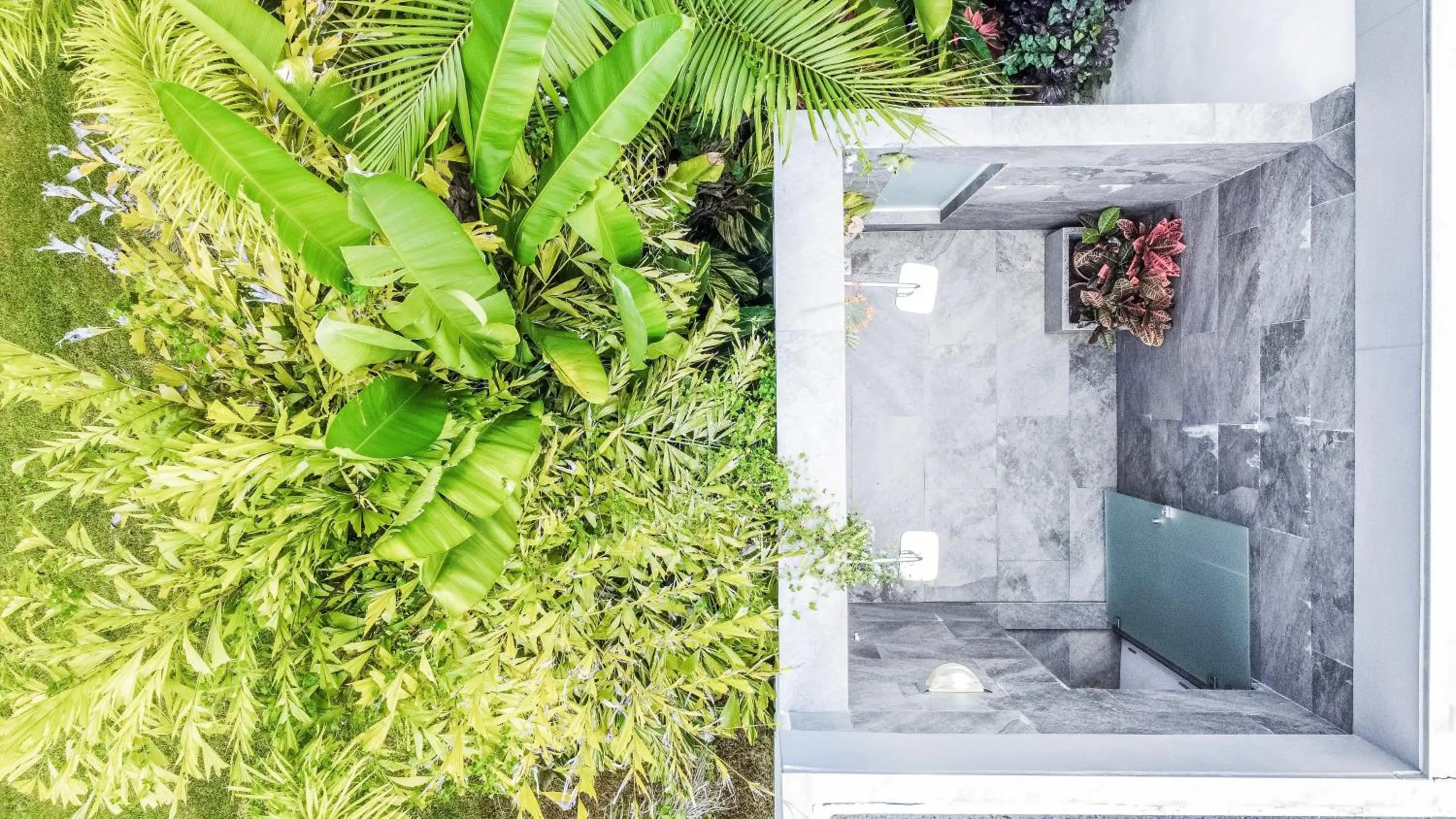 Shower in Aves Resort Montezuma