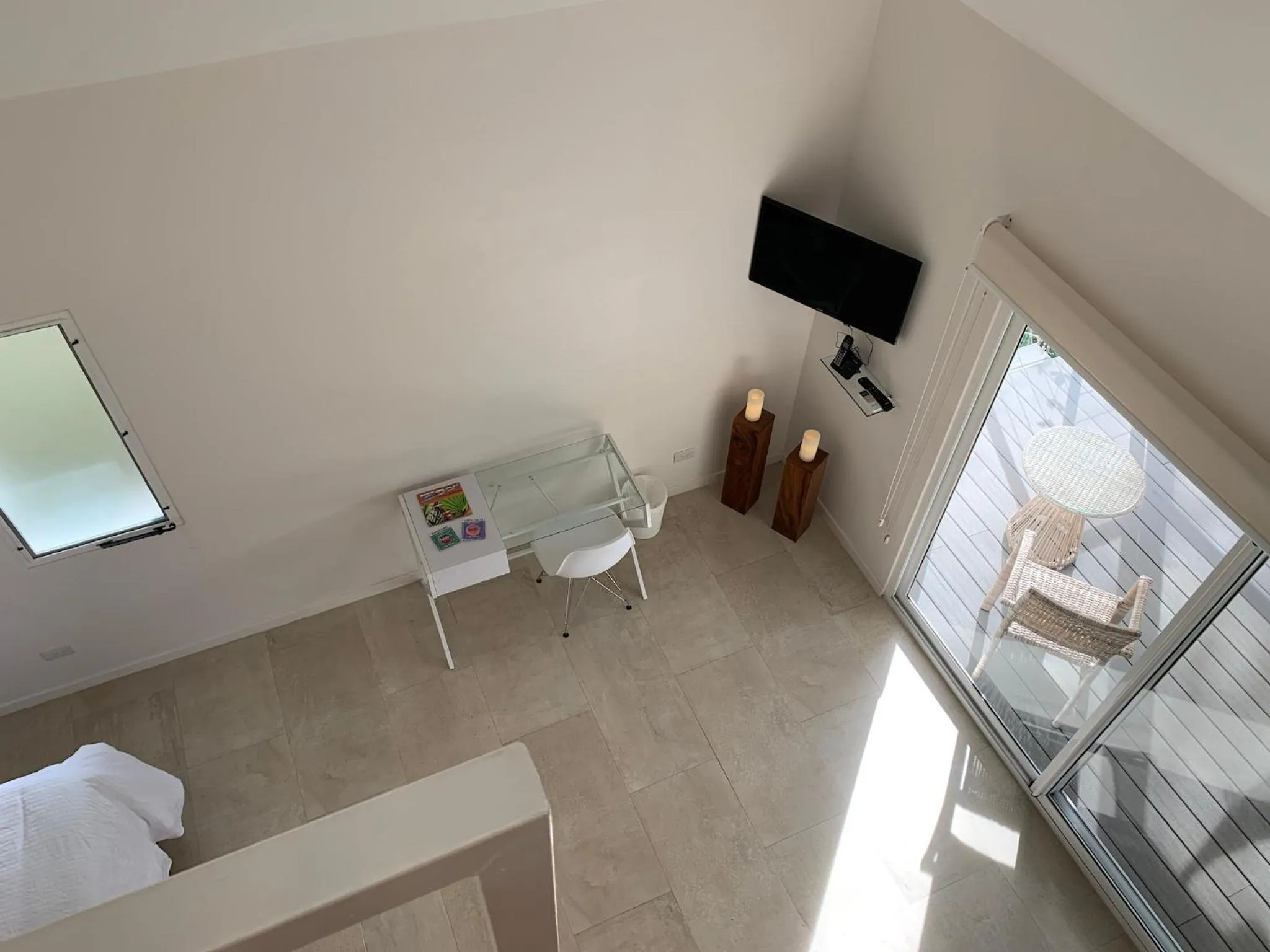 Living room, Bed in Aves Resort Montezuma