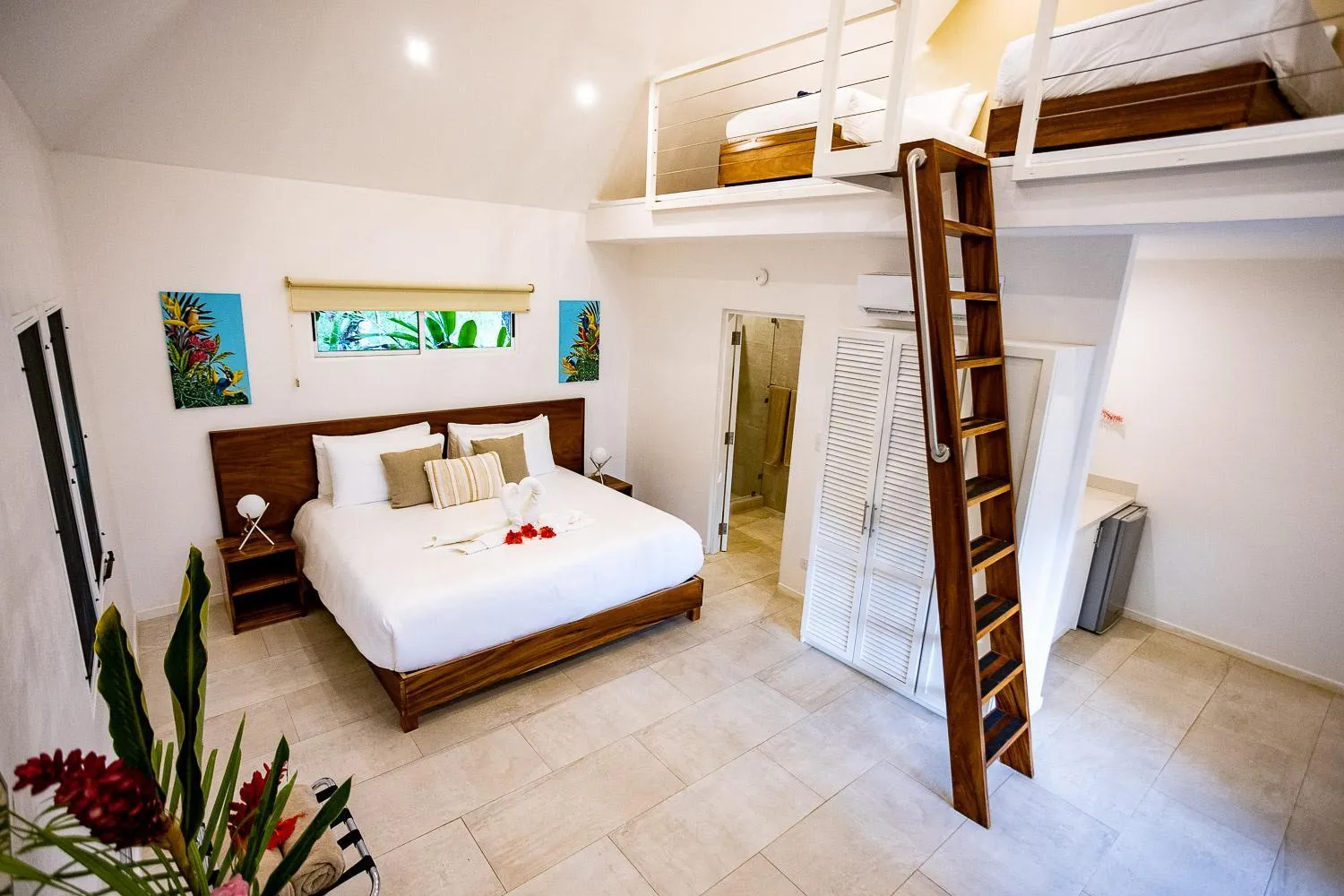 Bed in Aves Resort Montezuma