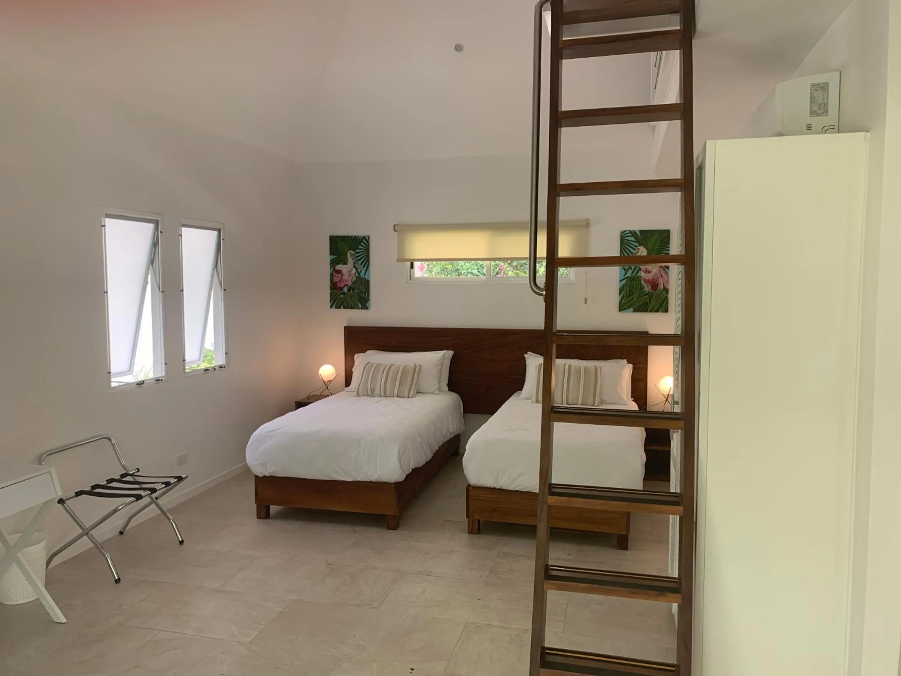 Bed in Aves Resort Montezuma