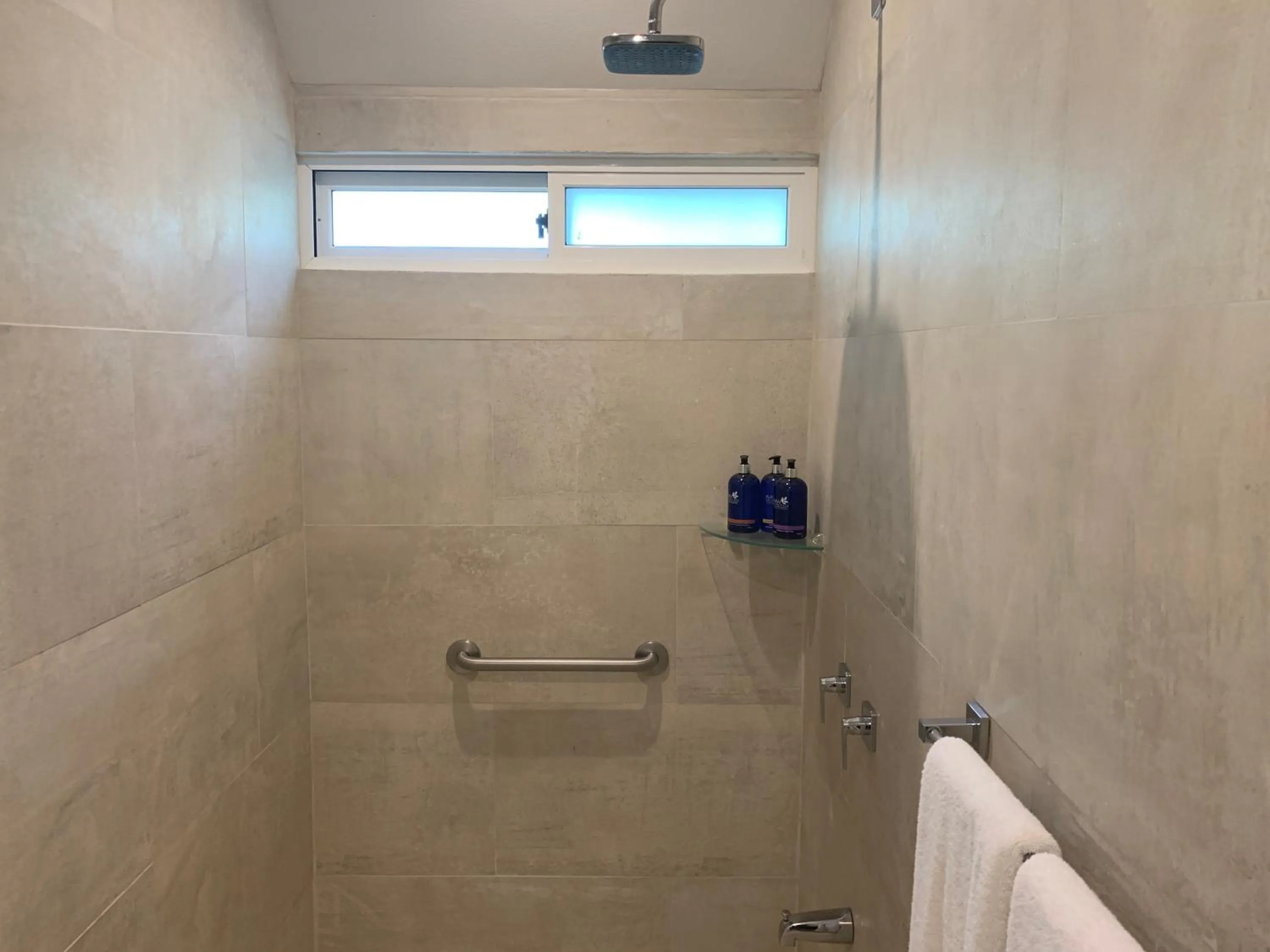 Bathroom in Aves Resort Montezuma