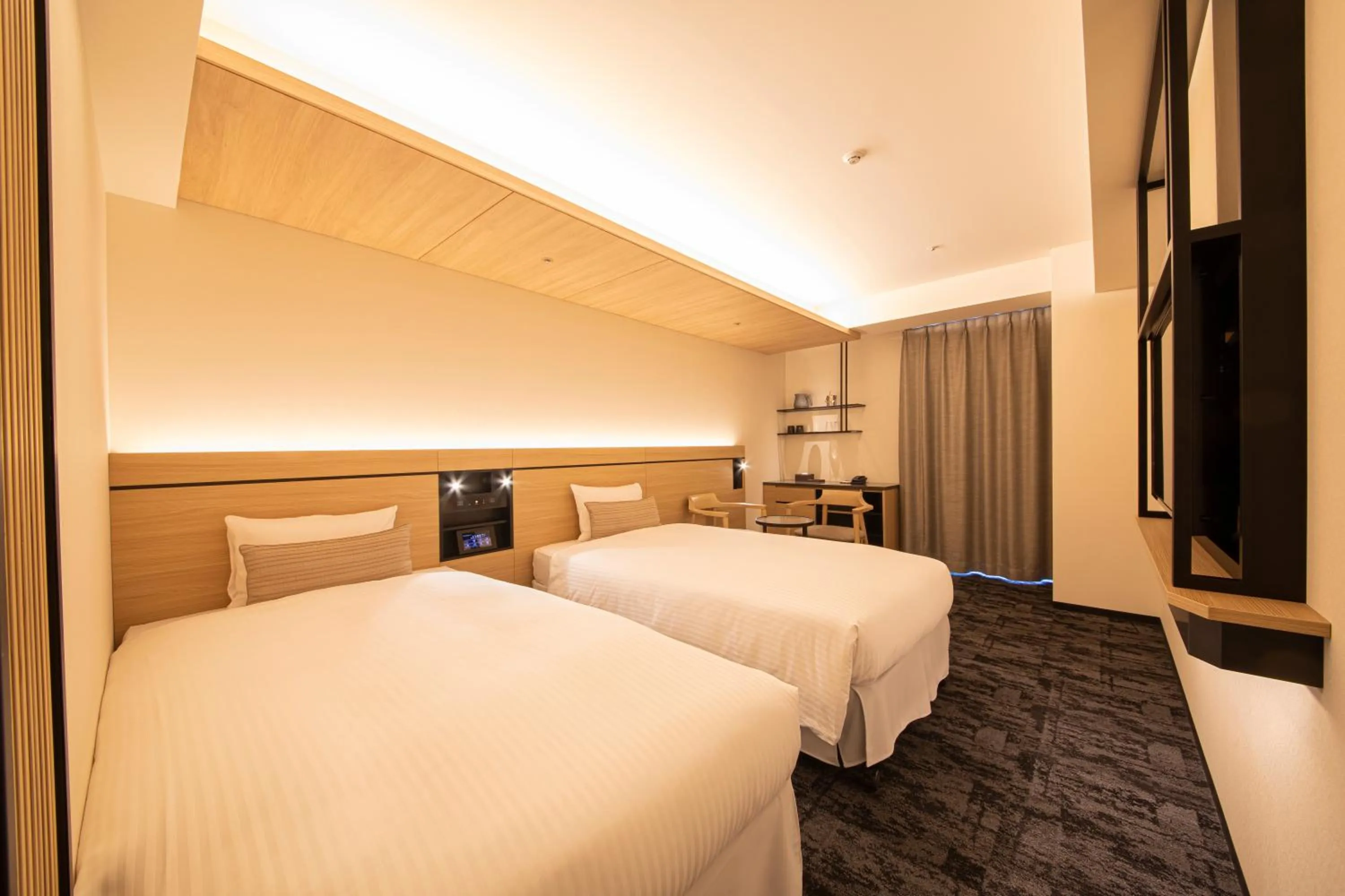 Photo of the whole room, Bed in Hotel Keihan Kyoto Ekiminami